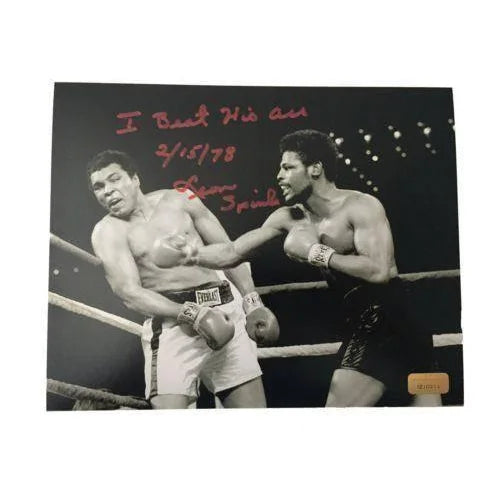 Leon Spinks Signed 8x10 Photo with COA - Authentic Boxing Memorabilia - Muhammad Ali vs Leon Spinks Fight Collectible - Perfect for Sports Fans and Boxing Memorabilia Collections