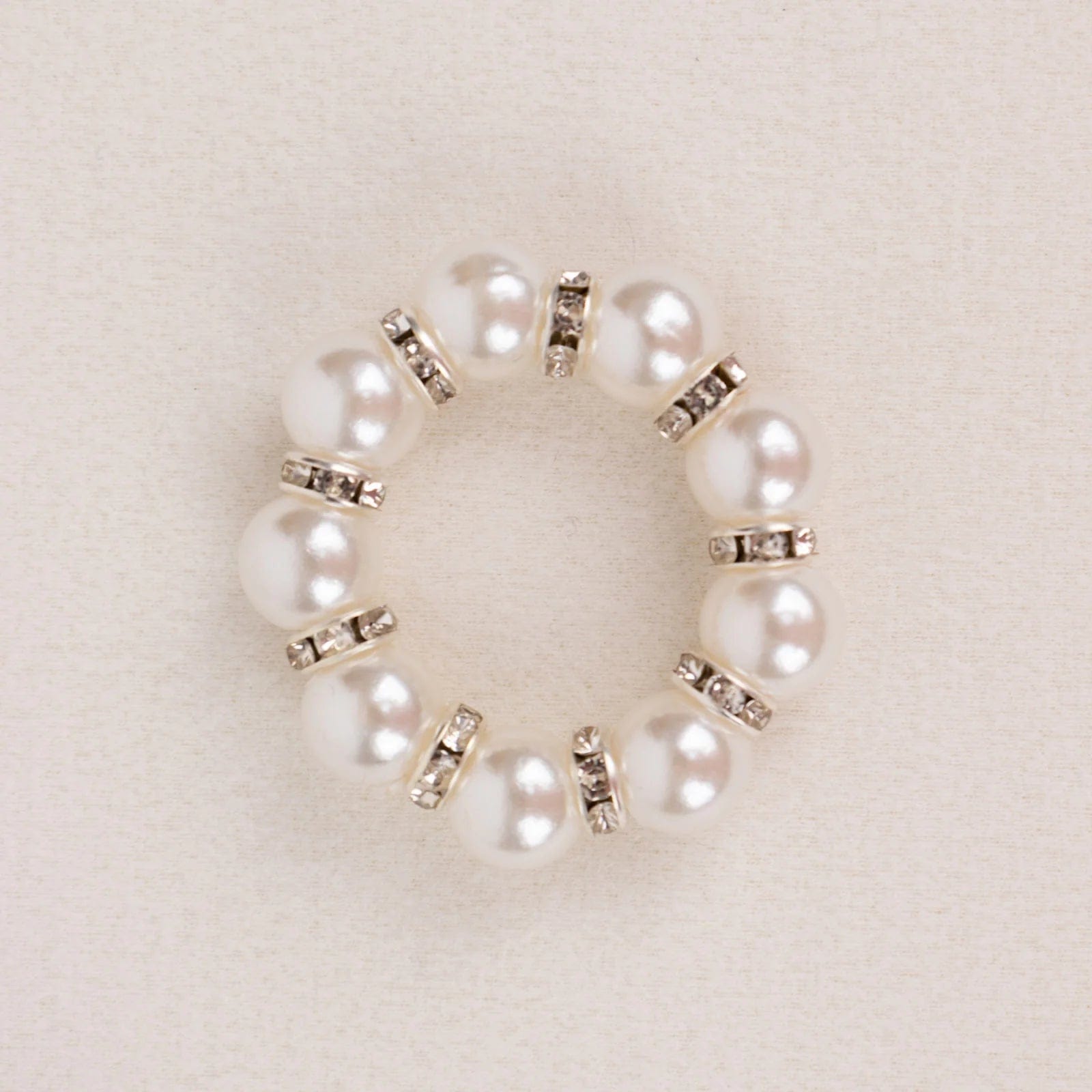 4 Pack Faux Pearl & Rhinestone Napkin Rings - Elegant White & Silver Wedding Table Decor for Bridal Shower, Dinner Party, and Holiday Celebrations