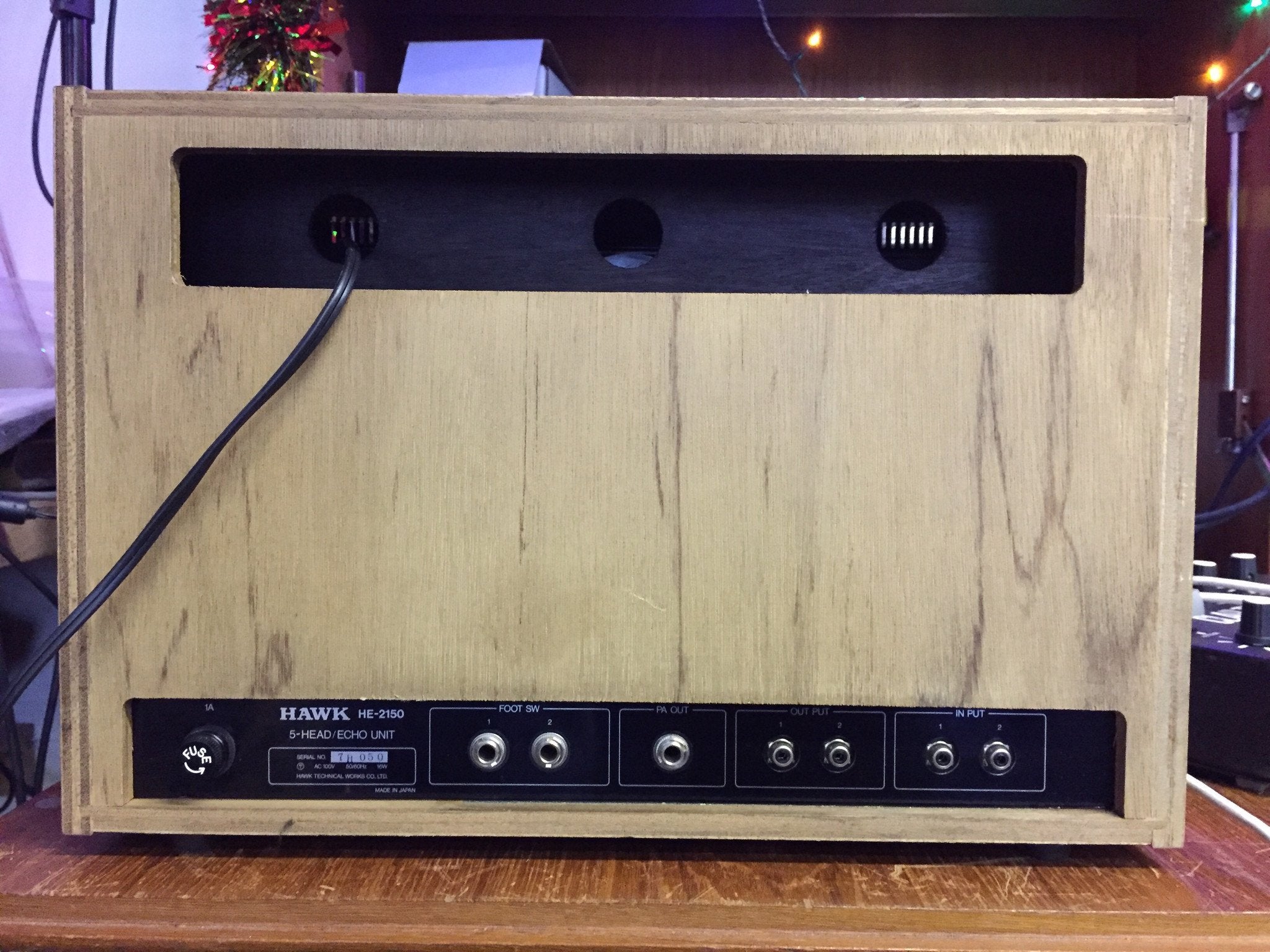 Hawk HE 2150 5-Head Echo Unit - Professional Audio Effects Processor for Live Performances & Studio Recording