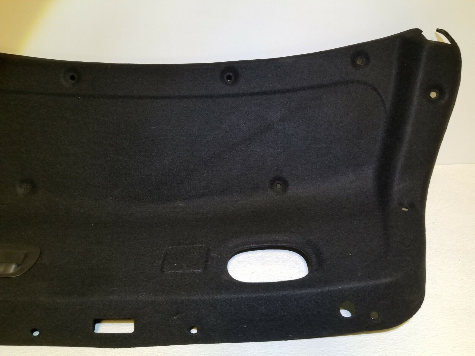 06-10 Hyundai Azera Trunk Lid Cover Trim Panel - OEM Replacement Part for Car Interior Protection & Style Enhancement | Perfect for Vehicle Maintenance & Customization