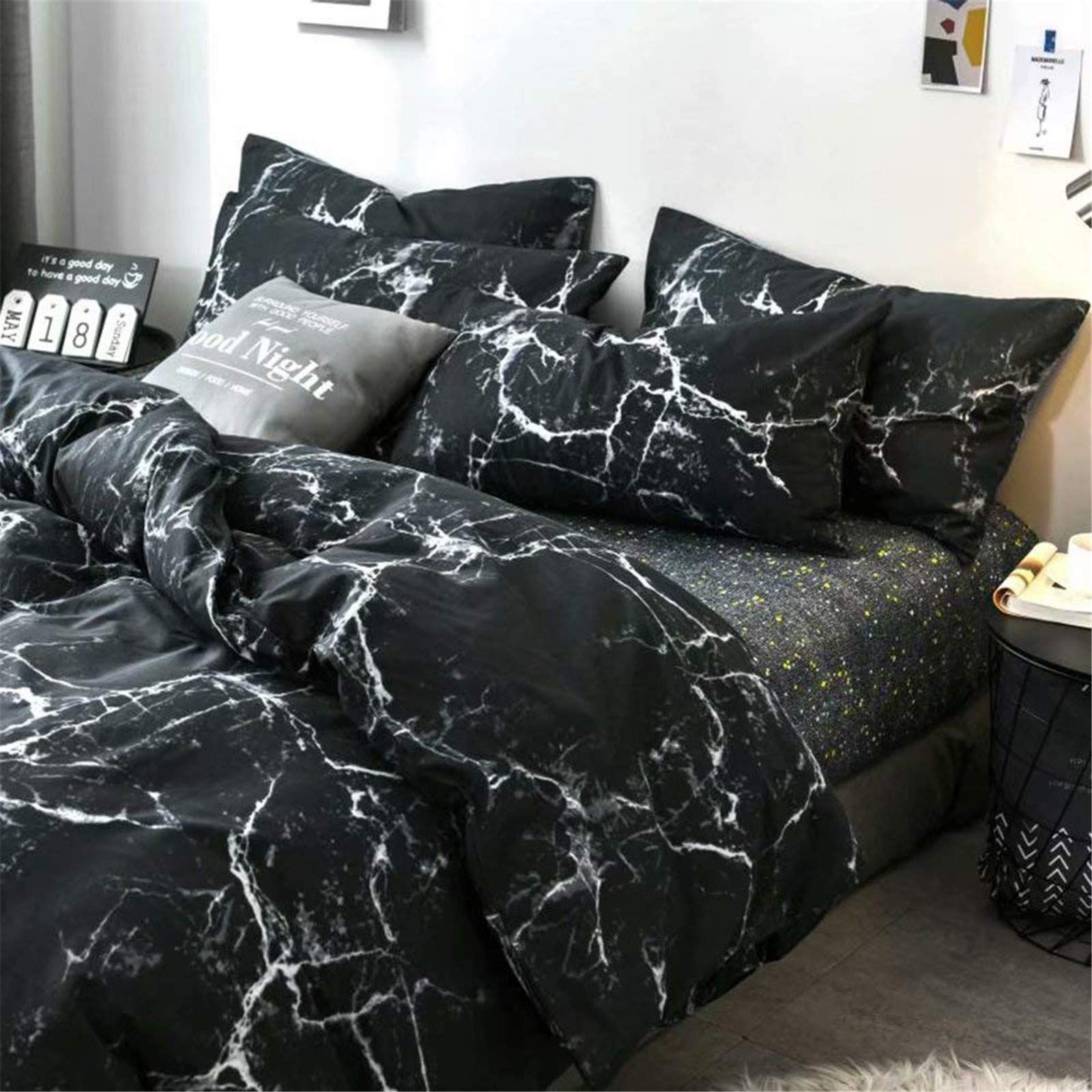 Black Marble Comforter Set King Size - Modern Abstract Gothic Bedding with Breathable Soft Cotton - Black and White Quilted Blanket for Adults & Teens - Perfect for Gothic, Boho & Contemporary Bedrooms