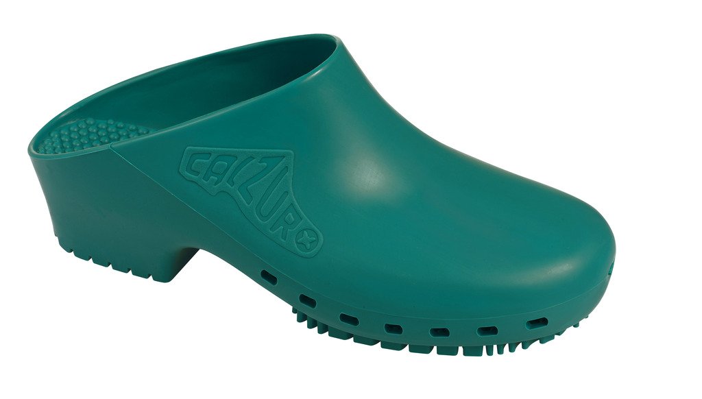 CALZURO Men's Classic Clogs - Comfortable & Durable Slip-Resistant Shoes for Healthcare, Kitchen & Outdoor Use