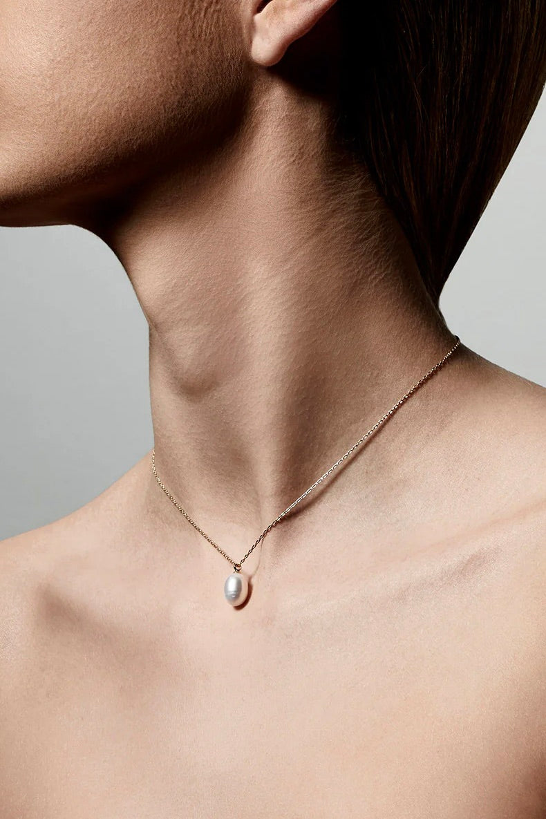 Elegant 14K Gold Pearl Drop Pendant Necklace for Women - Perfect for Weddings, Parties & Special Occasions