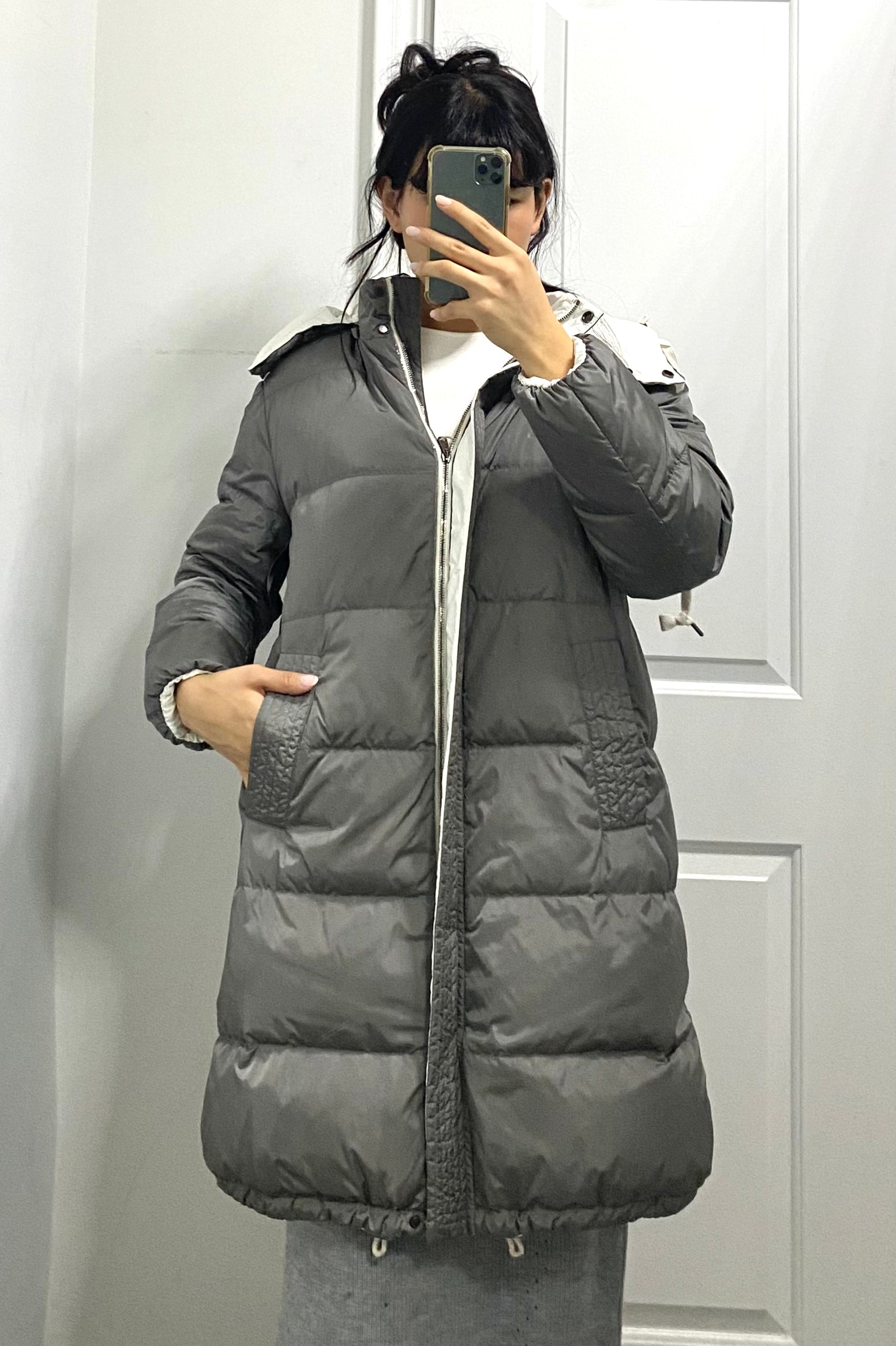 Brunello Cucinelli Grey Long Hooded Puffer Coat - Winter Warm Down Jacket for Women, Size IT46 / L (US 8/10) - Perfect for Cold Weather & Outdoor Activities