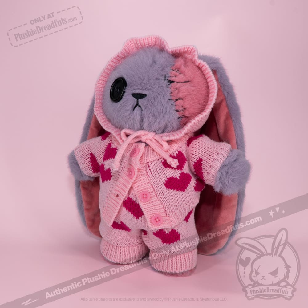 Soft Plush Outfit with Knit Heart Design - Cozy & Stylish Baby Clothes for Photo Shoots & Special Occasions