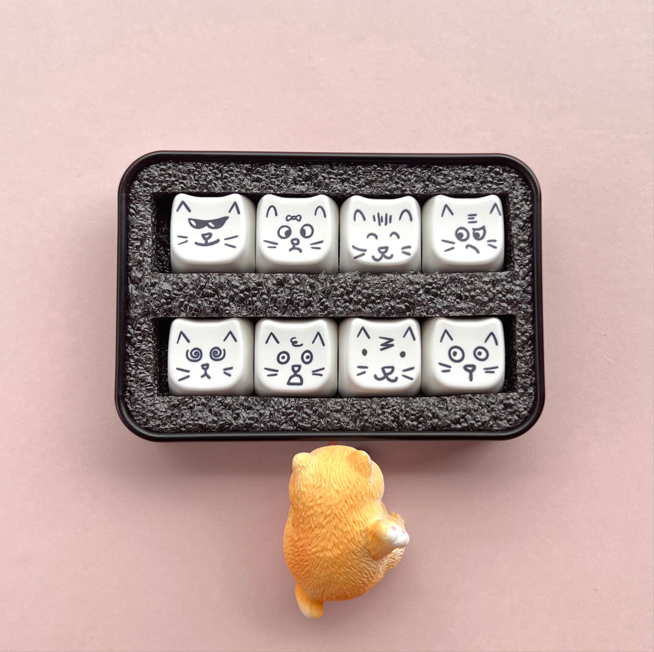 Custom 8-Key Cute Cat Emoji Keycap Set - Heat Sublimated PBT Material - Personalized Mechanical Keyboard Accessories for Gamers & Typists - Perfect for Gaming, Office, and Home Use