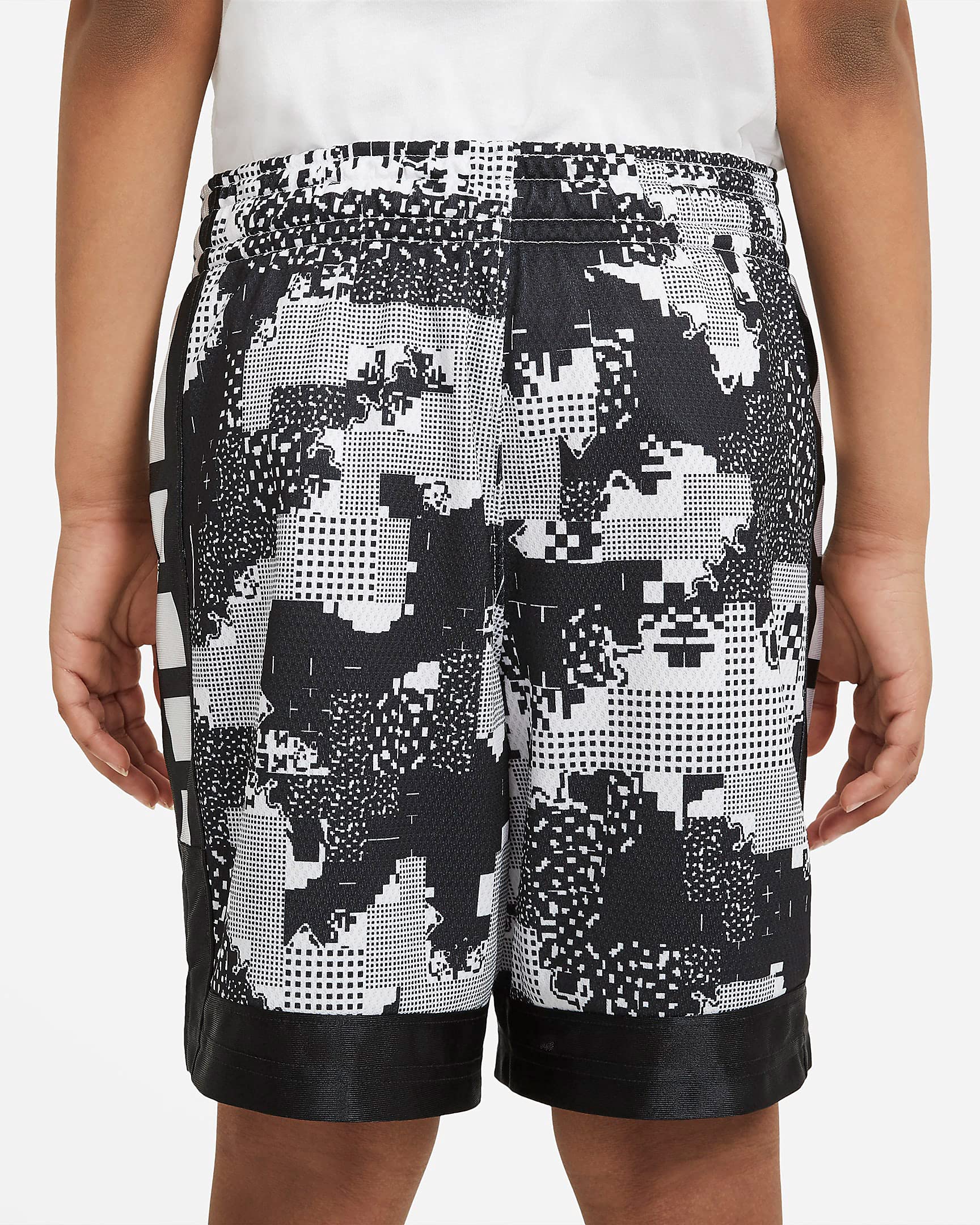 Nike Elite Super Big Kids' Boys' Basketball Shorts - White, X-Large - Perfect for Basketball Games, Training & Casual Wear