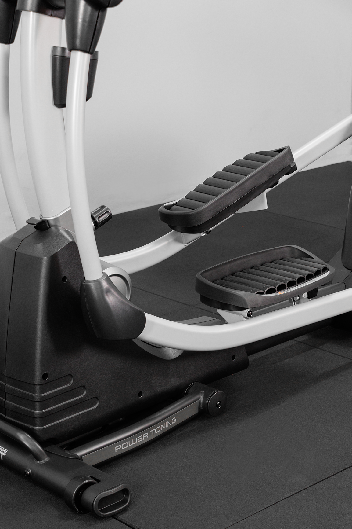 NordicTrack Space Saver SE9i Elliptical Machine - Compact Home Gym Equipment for Cardio & Full-Body Workout - Perfect for Small Spaces & Apartment Fitness