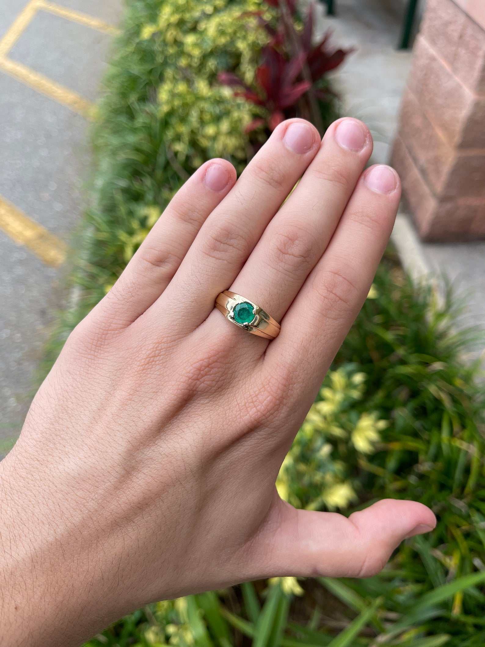 0.75 Carat Natural Round Cut Emerald Solitaire Ring for Men - 14K Gold 4 Prong Wedding Band - Perfect for Engagement, Anniversary & Special Occasion Gifts