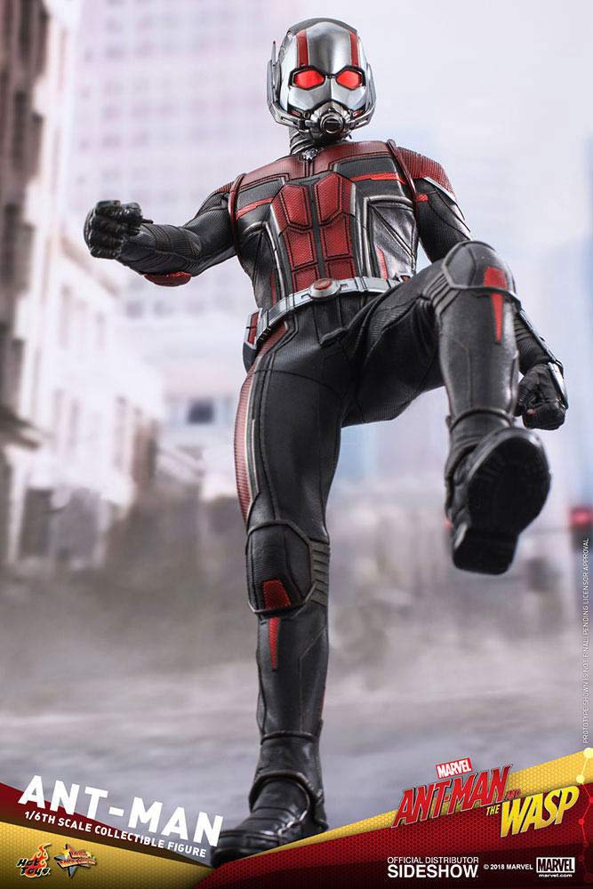 Hot Toys 1:6 Scale Ant-Man Action Figure - Movie Masterpiece Series Collectible for Marvel Fans & Display