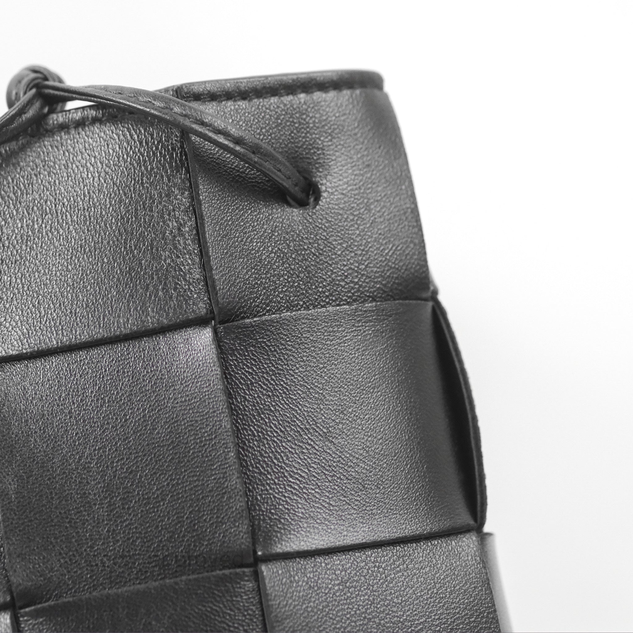 Bottega Veneta Small Cassette Bucket Bag in Black Lambskin Leather - Perfect for Everyday Use, Work & Travel