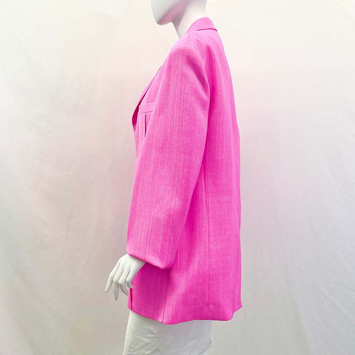 Jacquemus Women's Blazer - Stylish Tailored Jacket for Office, Business & Formal Events | Fashionable Outerwear for Work & Special Occasions