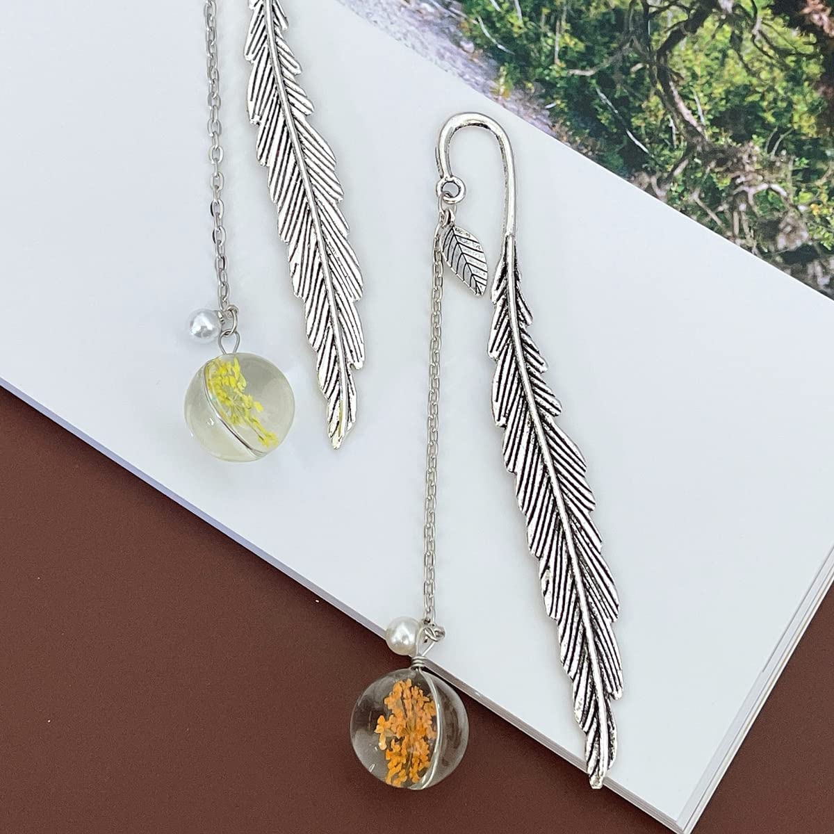 Allydrew Elegant Metal Leaf Bookmark with Charm - Perfect Gift for Book Lovers & Readers (Set of 2, Yellow & Peach) - Ideal for Novels, Journals & Bible Reading
