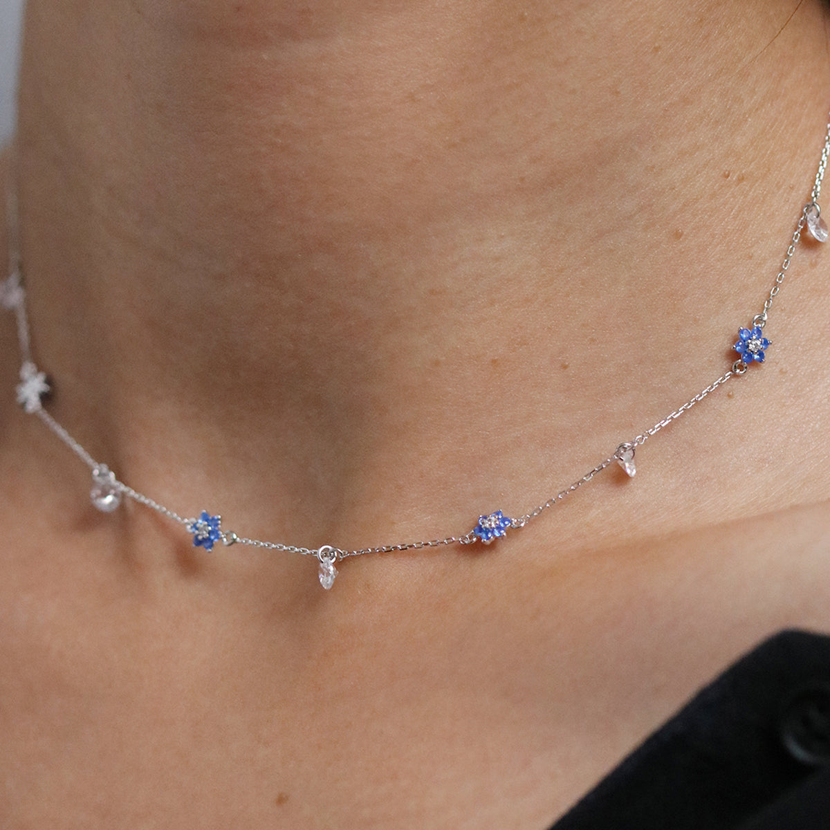 Elegant Daisy Gemstone Necklace for Women - Handmade Floral Jewelry Gift for Her - Perfect for Weddings, Anniversaries & Everyday Wear