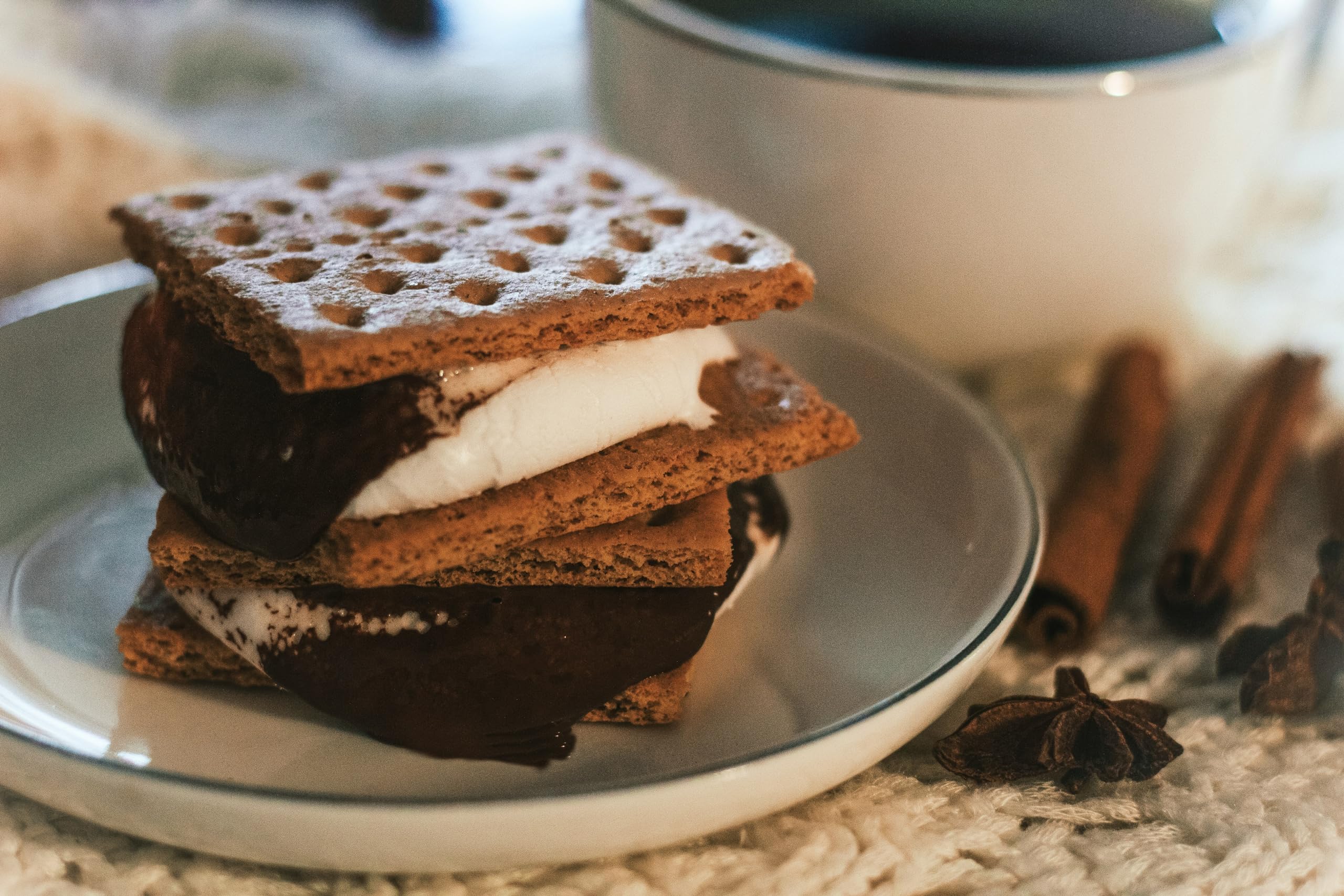 Organic Vegan Marshmallows (1kg) - Plant-Based, Gluten-Free, Non-GMO - Perfect for Campfires, Hot Cocoa & Baking