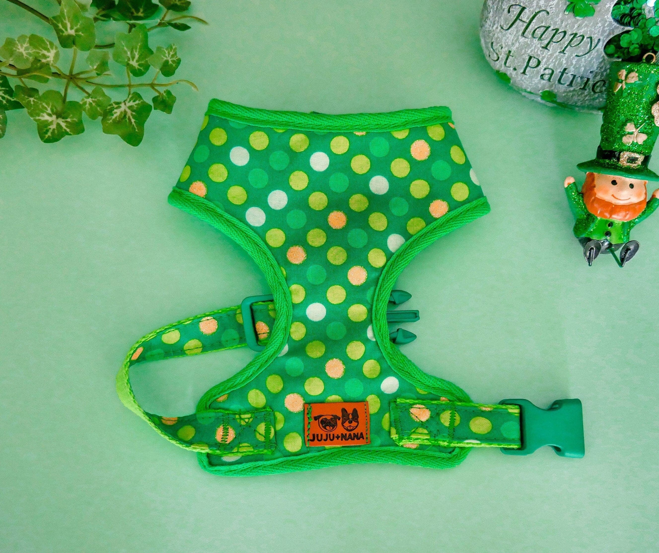 St. Patrick's Day Dog Harness with Shamrock Dots - Festive Pet Costume for Irish Celebrations & Parades