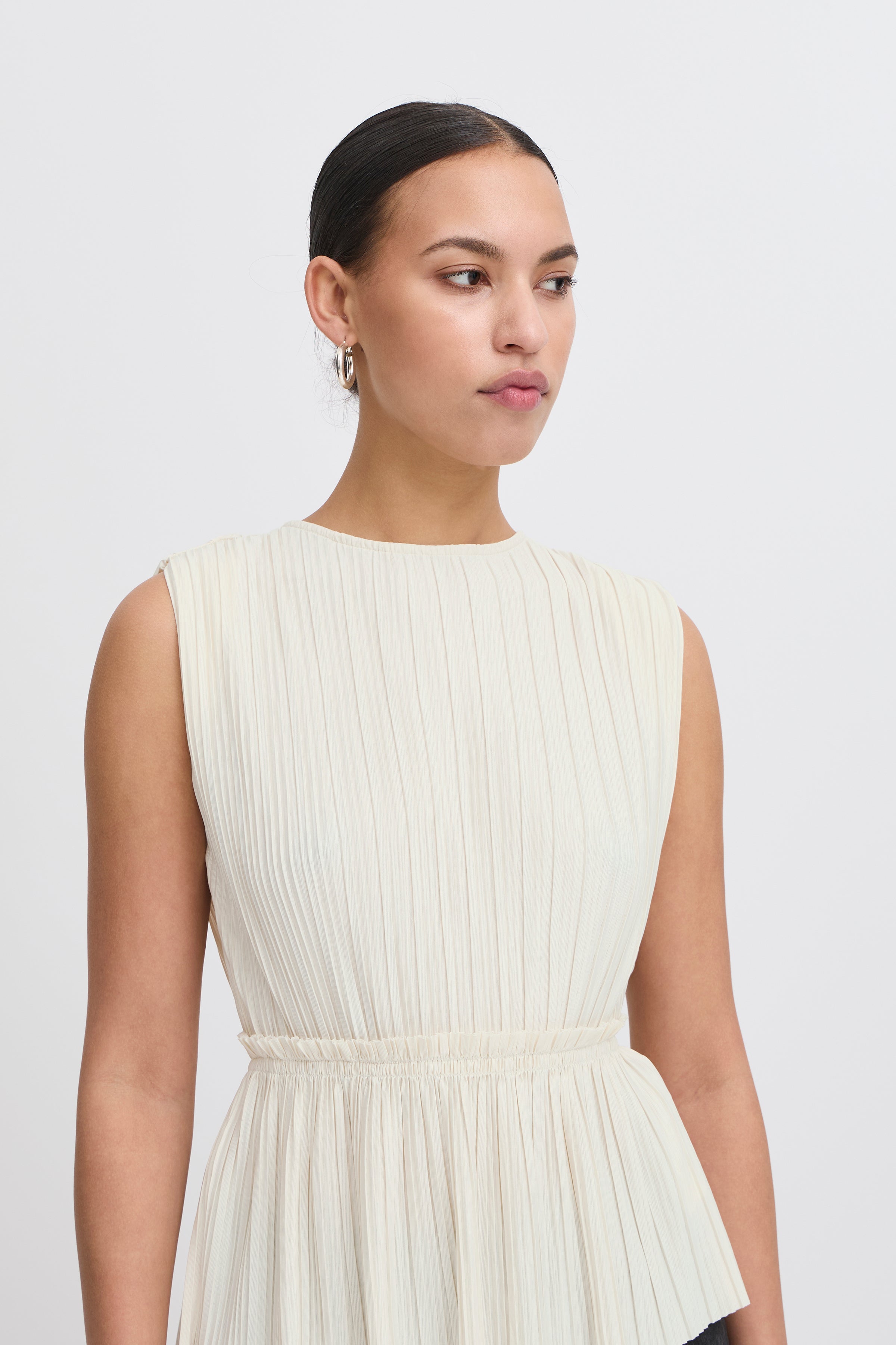 Women's Ivy Sleeveless Blouse in Birch - Flowy Summer Tops for Casual Wear & Beach Outfits