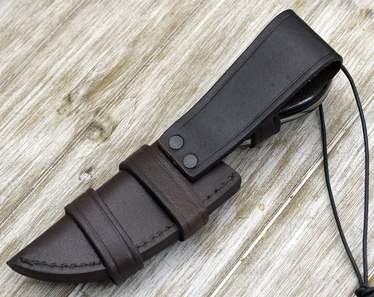 Premium Oathkeeper Deer Skinning Knife - Handcrafted Horn & Rosewood Handle - Ideal for Hunting, Camping & Outdoor Adventures