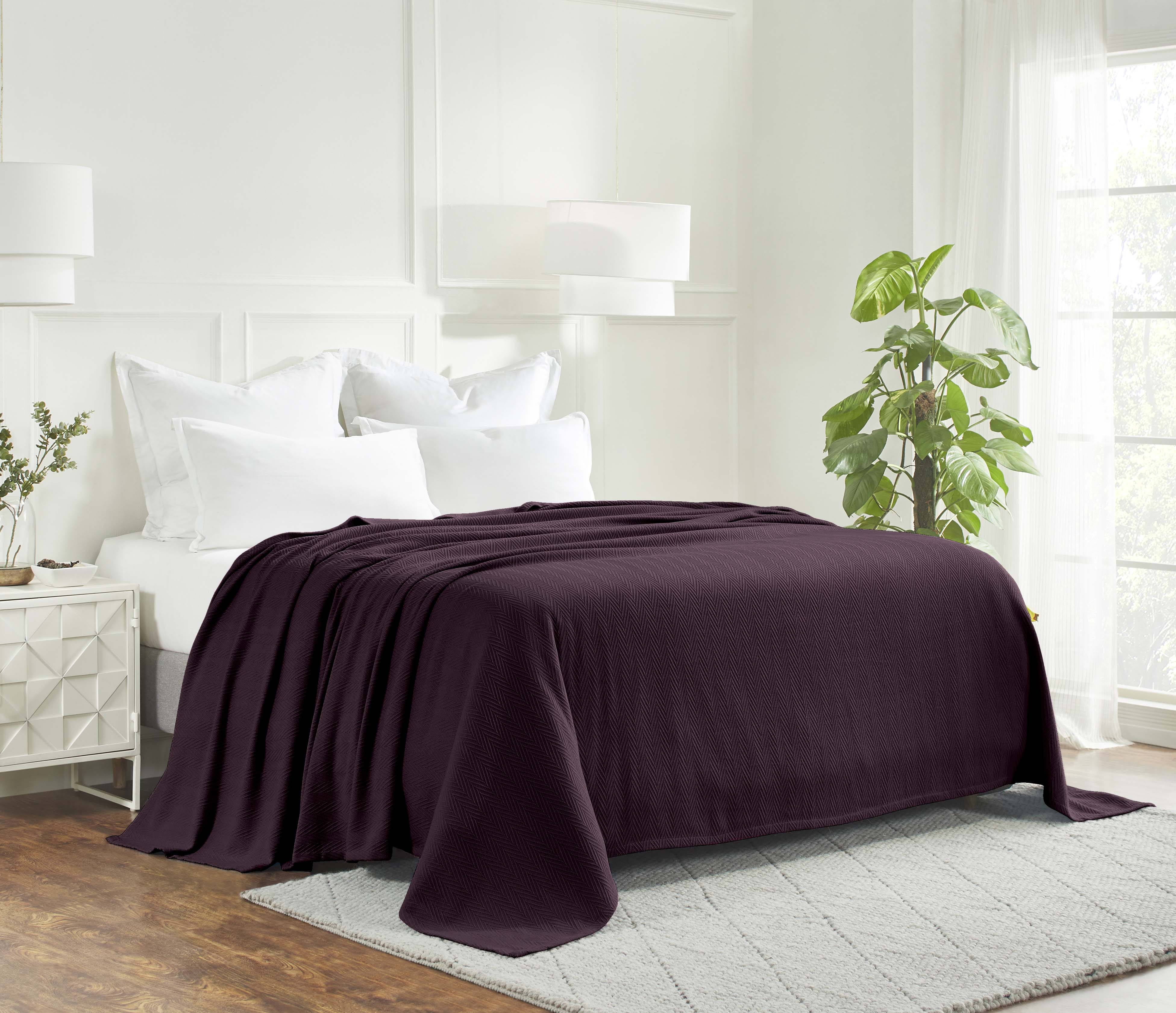 Soft All-Season Chevron Cotton Bed Blanket & Sofa Throw - Cozy Home Decor for Living Room, Bedroom, and Travel