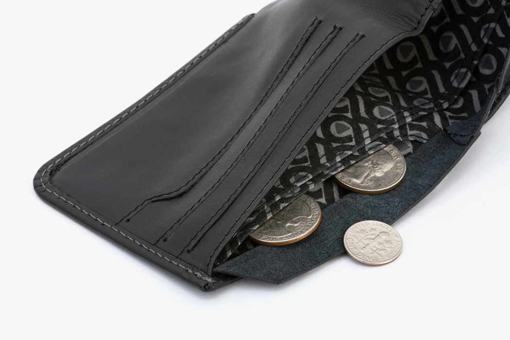 RFID Blocking Hide & Seek Wallet - Anti-Theft Travel Wallet for Men & Women - Slim Minimalist Wallet for Credit Cards, Cash & ID - Perfect for Travel, Commuting & Everyday Use