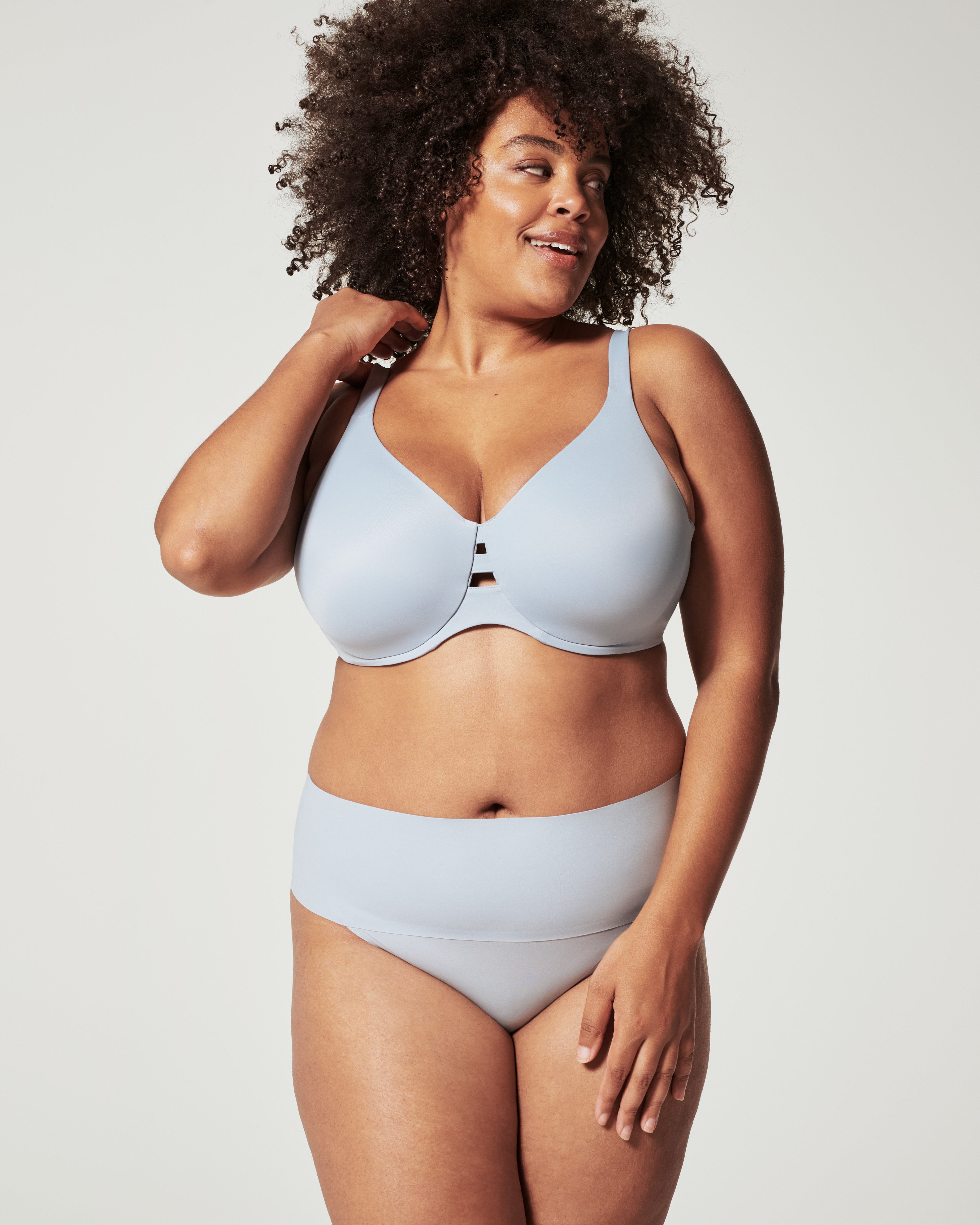 SPANX® Low Profile Minimizer Bra - Seamless Comfort for Everyday Wear | Perfect for Work, Yoga & Layering Under Clothes