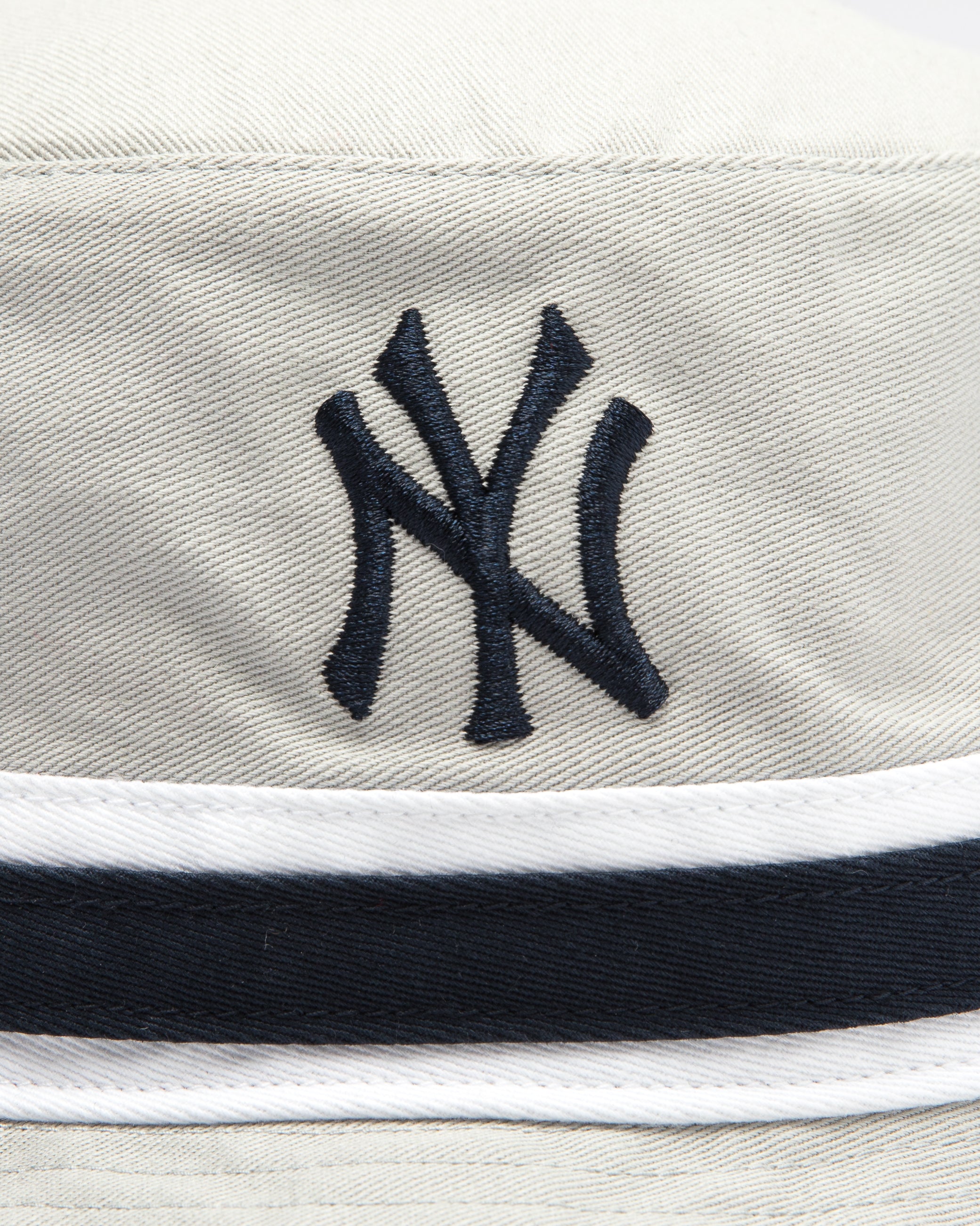 47 Brand New York Yankees Striped Bucket Grey Hat - Adjustable Cotton Baseball Cap for Men & Women - Perfect for Games, Outdoor Activities & Fashion
