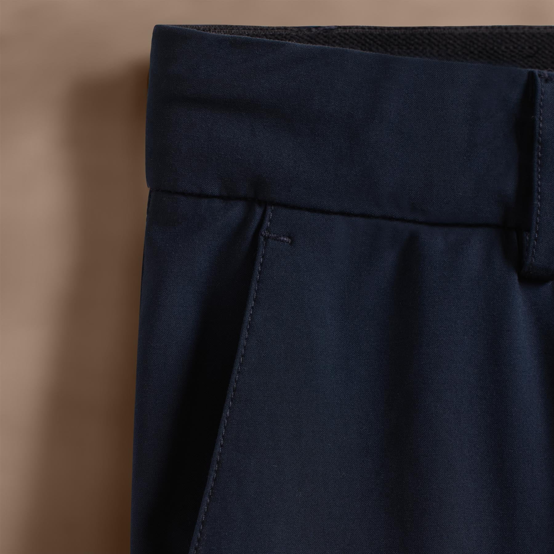 Men's Golf Pants - Lightweight Stretch Comfortable for Golfing & Outdoor Activities | Perfect for Golf Course & Casual Wear