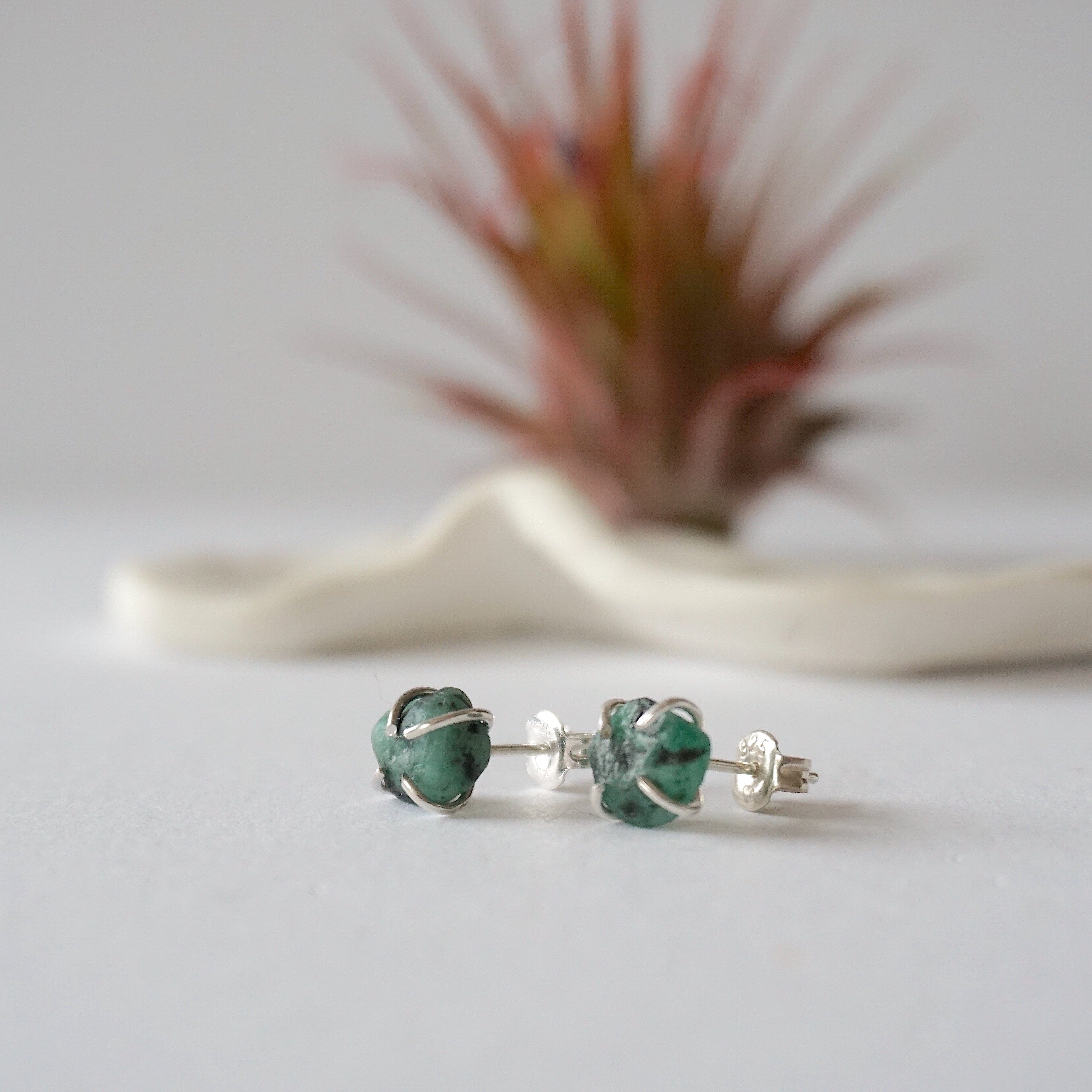 Natural Raw Emerald Huggie Stud Earrings - 925 Sterling Silver Jewelry for Women - Perfect for Everyday Wear, Gifts & Special Occasions