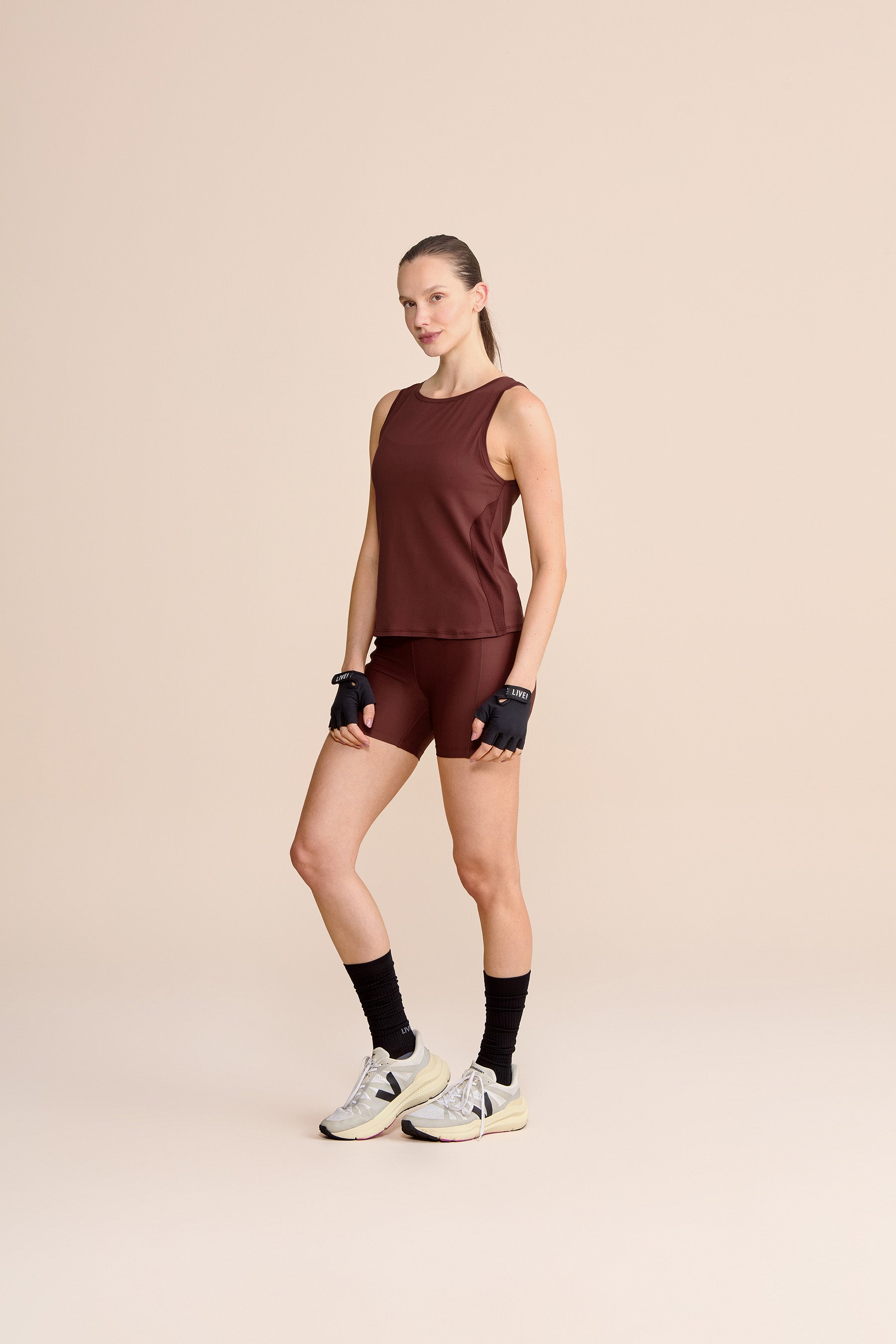 Air Move® Women's Breathable Broad Tank Top - Comfortable & Lightweight for Yoga, Gym & Summer Outfits