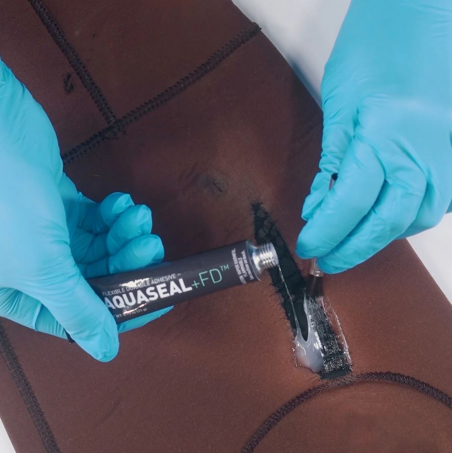 Gear Aid Aquaseal + FD 21g Waterproof Adhesive & Sealant for Outdoor Gear Repair - Ideal for Waders, Boots, Tents & More