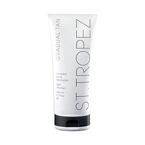 St. Tropez Gradual Tan Everyday Body Moisturizer - Hydrating Self Tanner Lotion for Natural Sun-Kissed Glow | Perfect for Daily Use & Gradual Tanning at Home