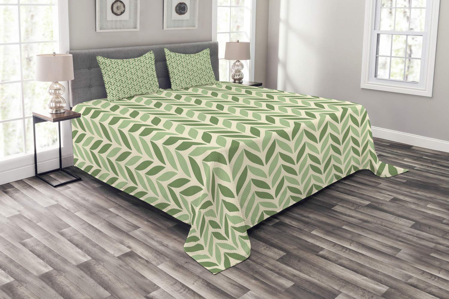 Ambesonne Retro 3-Piece King Size Bedspread Set with 2 Pillow Shams - Vibrant Diagonal Symmetric Green Spring Leaves Gardening Theme - Nature Inspired Decorative Bedding Coverlet in Pale Green | Perfect for Spring Bedroom Decor, Guest Room Makeover & Nature-Themed Home Styling