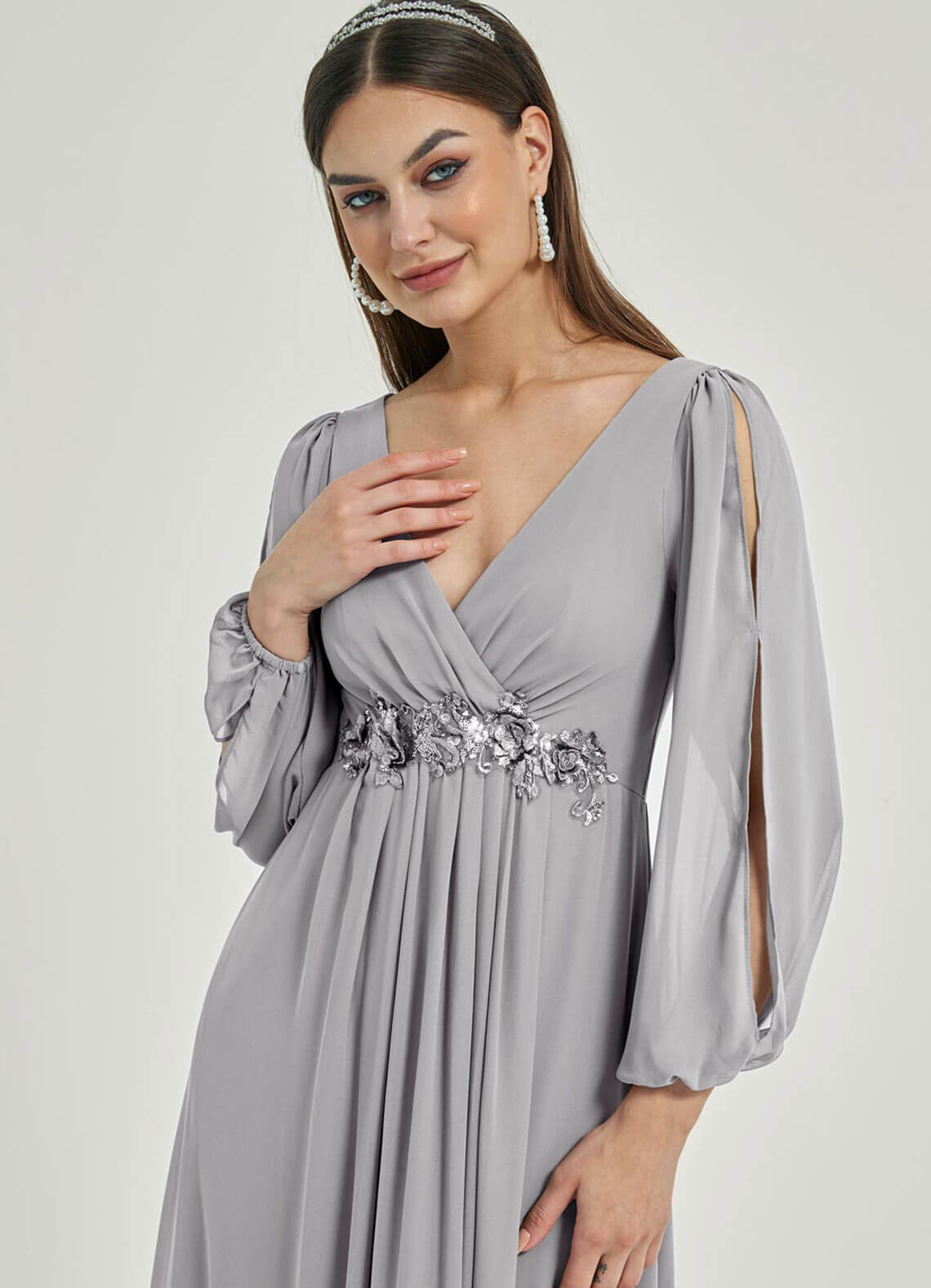 Elegant Dolphin Grey V-Neck Long Slit Sleeve Pleated Flowy Chiffon Formal Evening Dress for Women - Perfect for Weddings, Proms, and Special Occasions