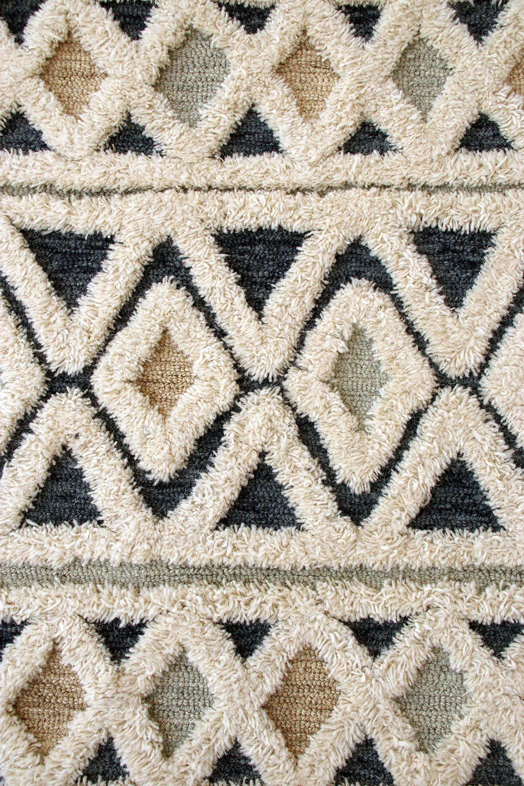 LR Home 6ft Round Indoor Natural Wool Area Rug - Hand Tufted Modern Farmhouse Boho Style for Bedroom, Living Room, Entryway & Playroom | Blue and Cream Home Decor Carpet | Perfect for Cozy Spaces, Nursery & Home Office