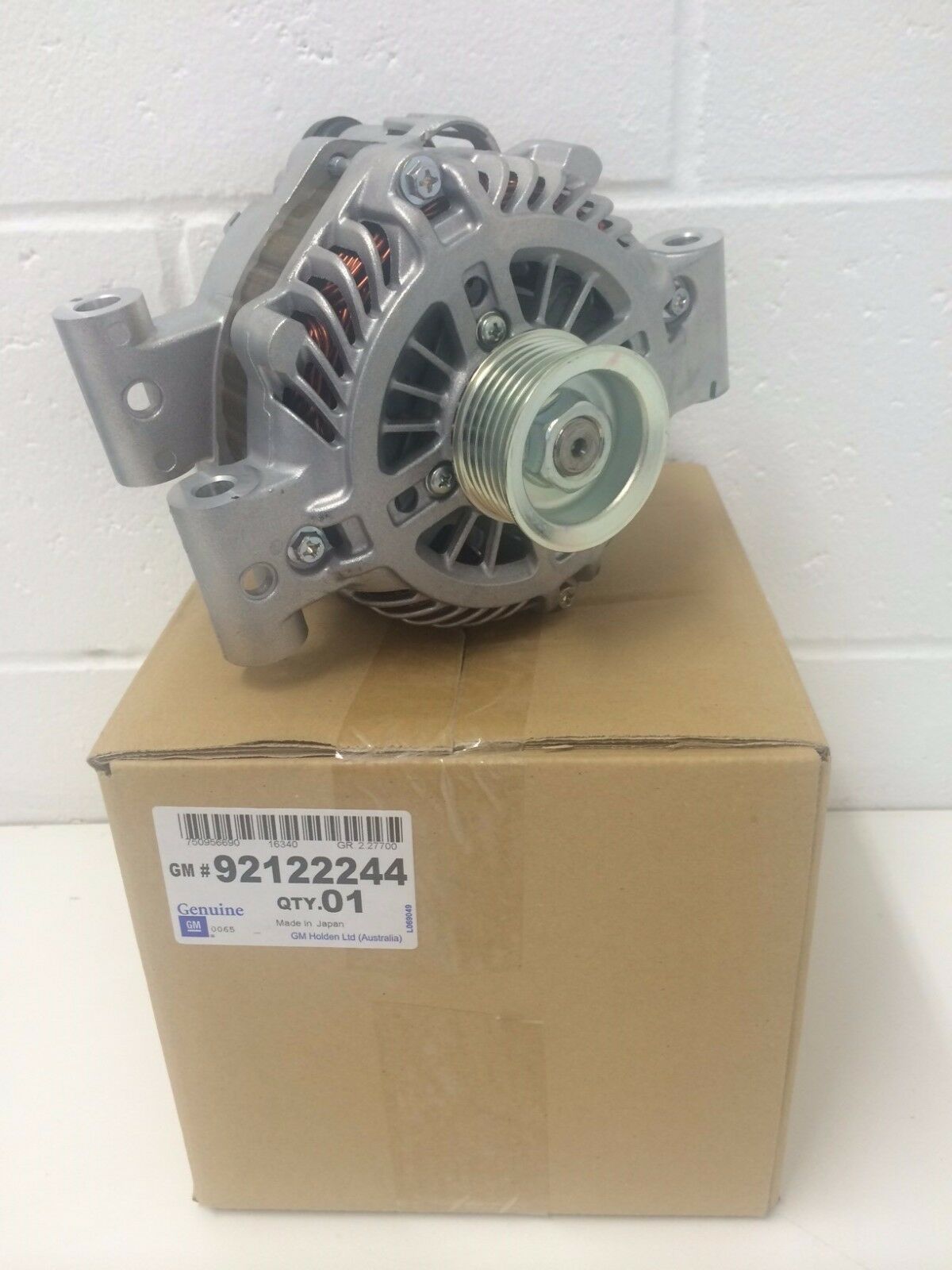 Genuine Holden Commodore Alternator for 2005-2006 VZ V6 Alloytech 100 Amp (Part# 92122244) - Reliable Replacement for Engine Performance & Electrical System