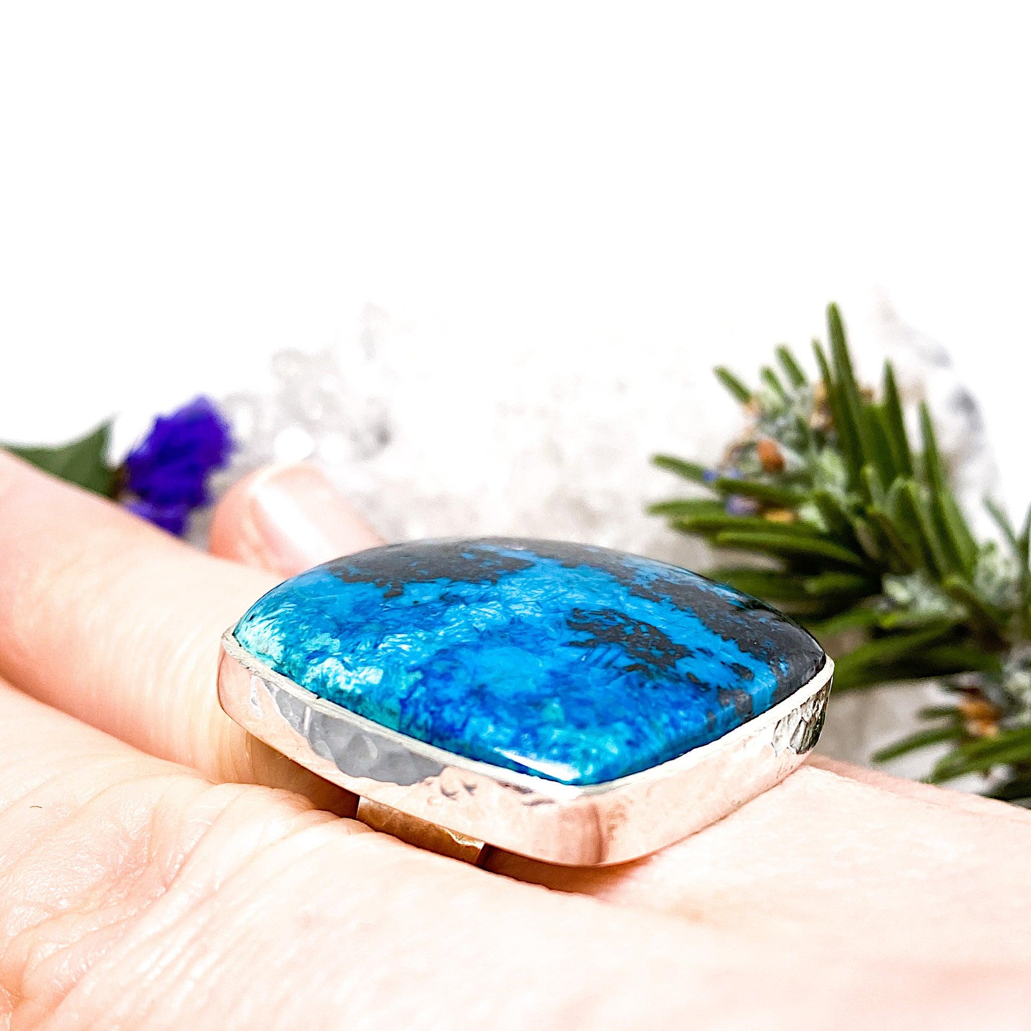 Shattuckite Square Cabochon Ring with Hammered Band - Size 8 - KRGJ526 - Perfect for Boho Jewelry Lovers & Crystal Healing Enthusiasts