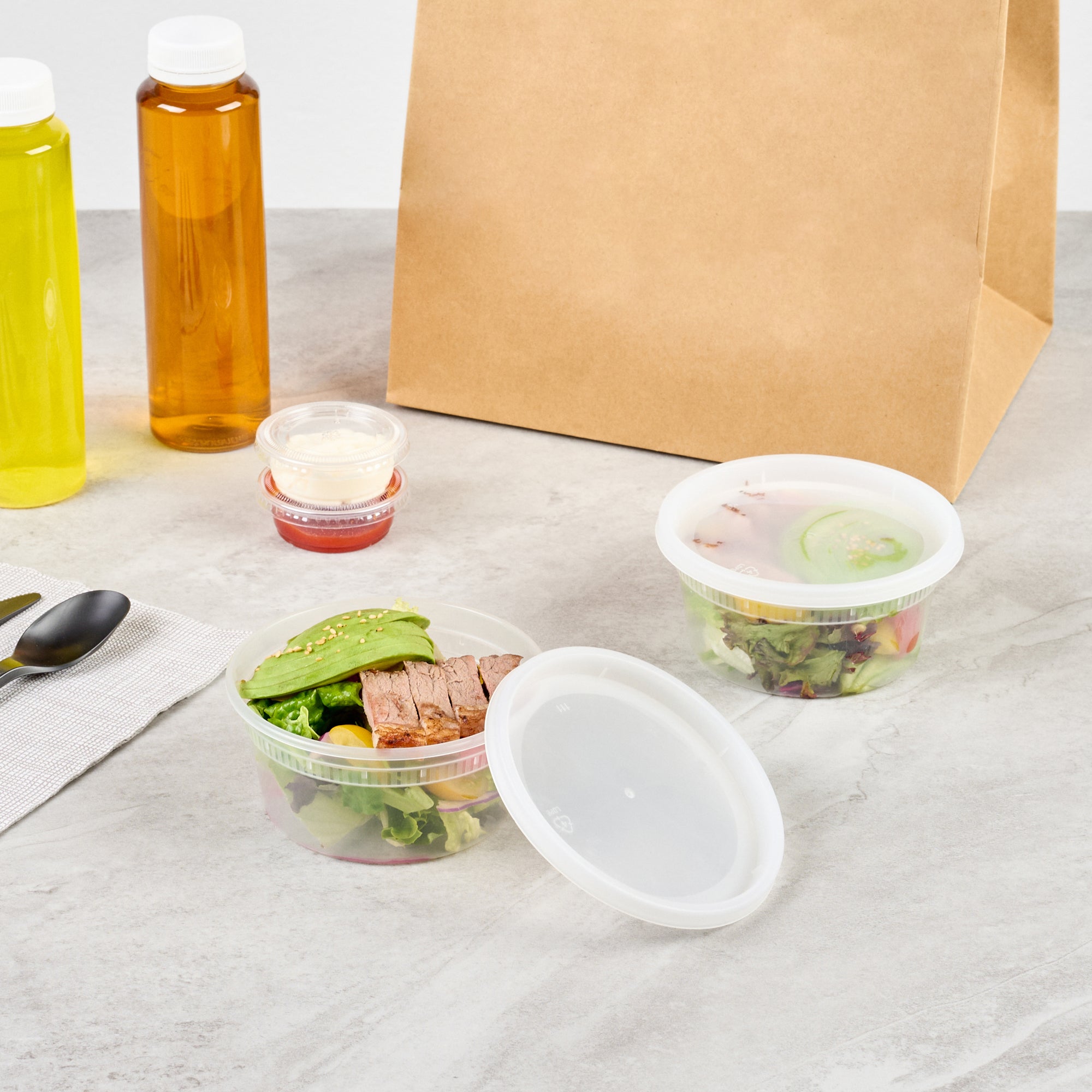 12 oz Clear Plastic Soup Containers with Lids (100-Pack) - Microwave Safe, Leak-Proof Round Food Storage Containers 4.5