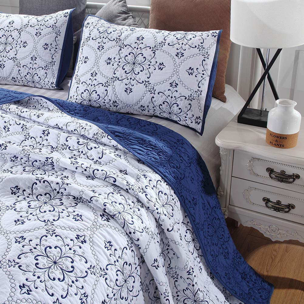 VCTOPS 3-Piece Embroidered Floral Quilt Set - Oversized Queen 100% Cotton Reversible Bedspread with 2 Pillow Shams | Soft Lightweight Coverlet for Bedroom Decor (Blue, 105
