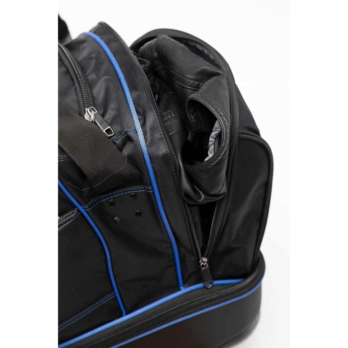 Workhorse 30 Split Level Black FŪL Rolling Duffle Bag - Durable Travel Luggage for Business Trips & Weekend Getaways