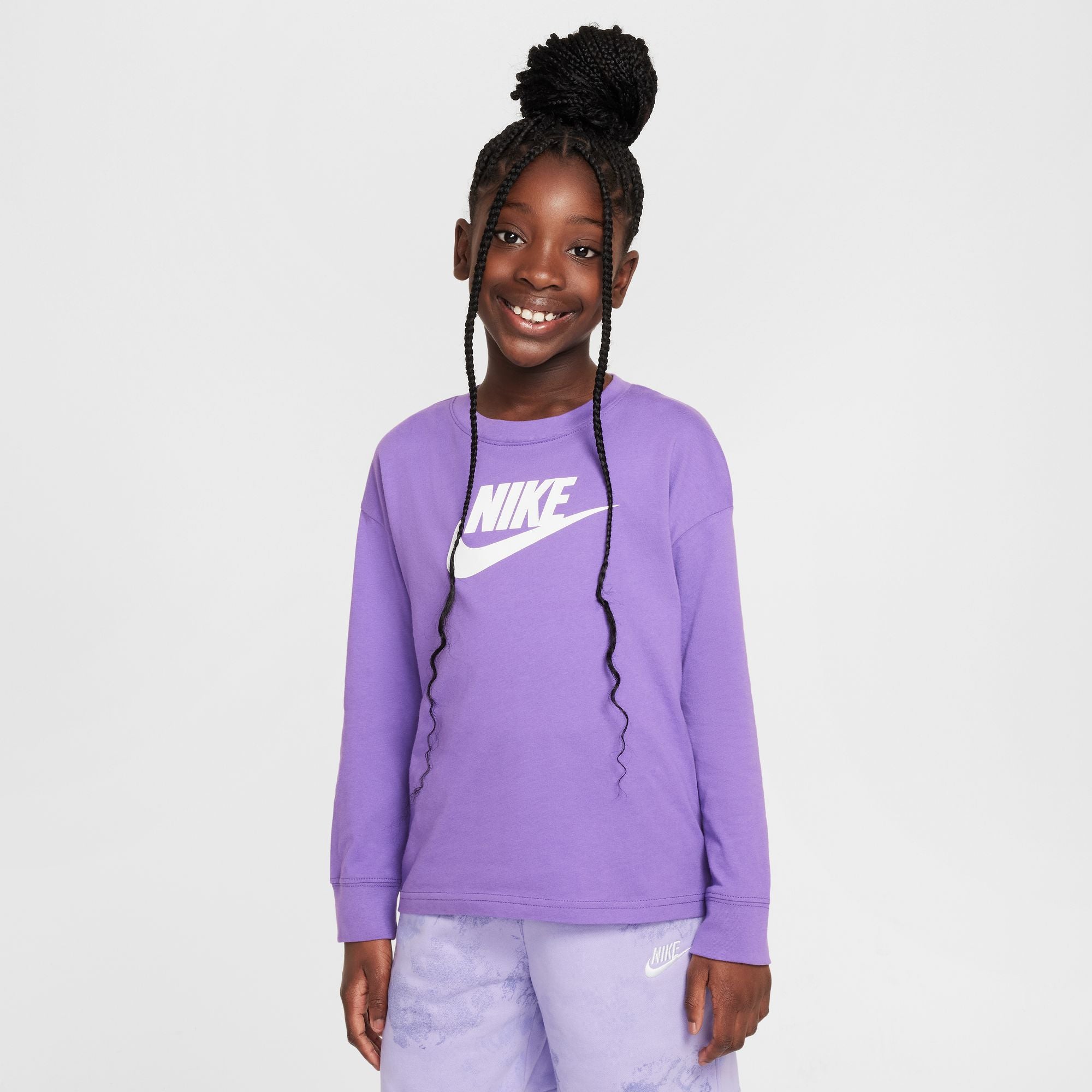 Nike Youth NSW Long Sleeve Shirt for Girls - Comfortable & Stylish Activewear for School, Sports & Everyday Wear