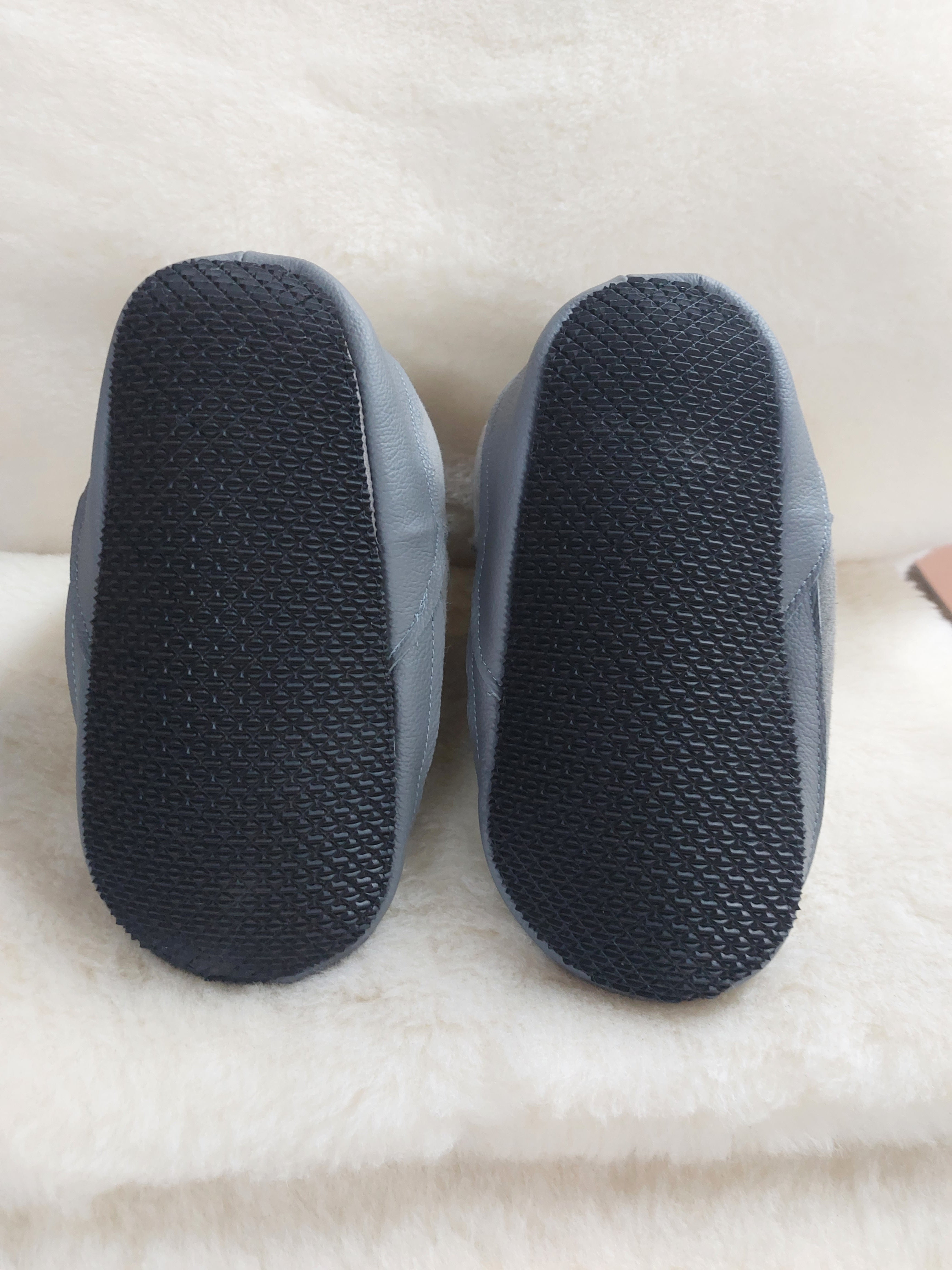 Premium Sheepskin Health Cabin Boots - Soft & Comfortable Winter Boots for Indoor & Outdoor Use - Perfect for Home, Spa, and Relaxation