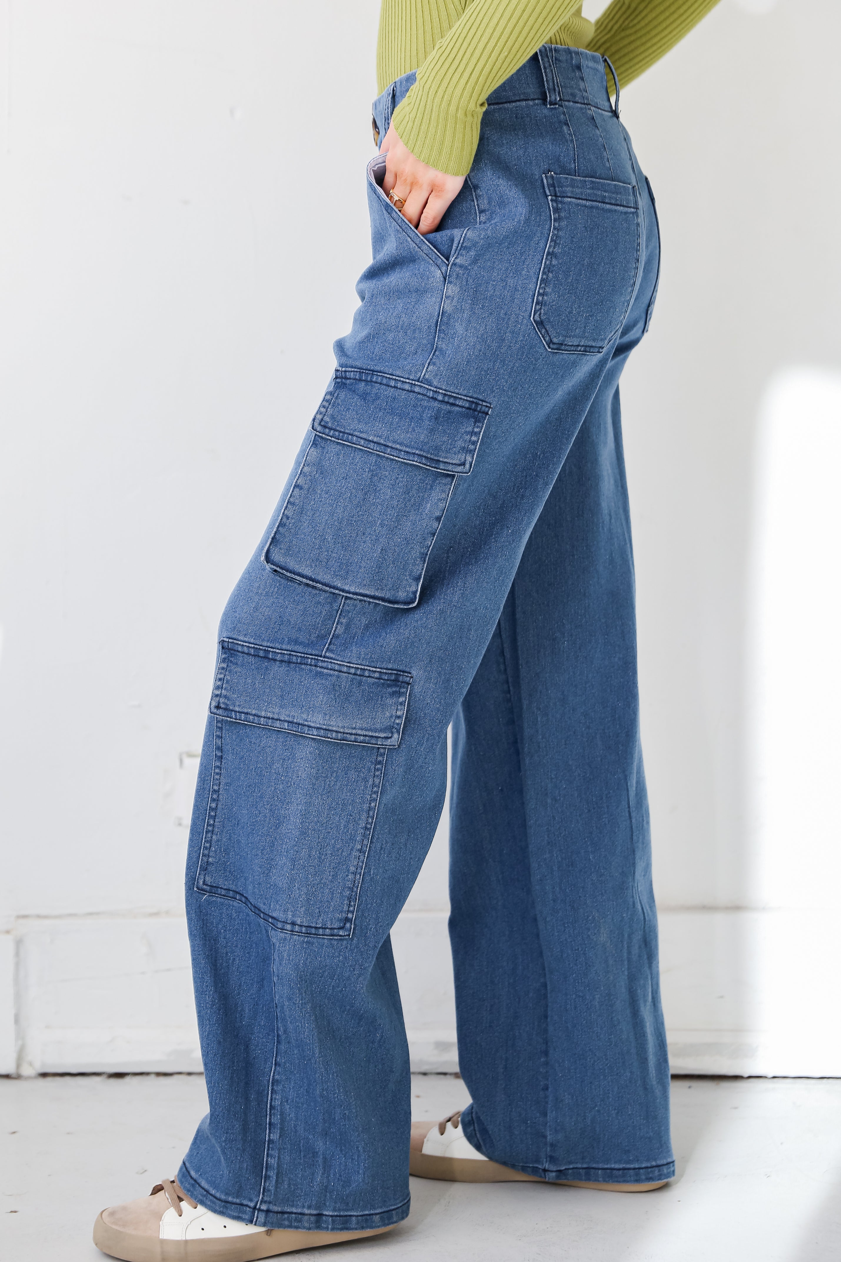 Cool Influence Medium Wash Cargo Jeans for Men - Stylish & Comfortable Denim Pants with Multiple Pockets | Perfect for Casual Wear, Outdoor Adventures & Street Fashion
