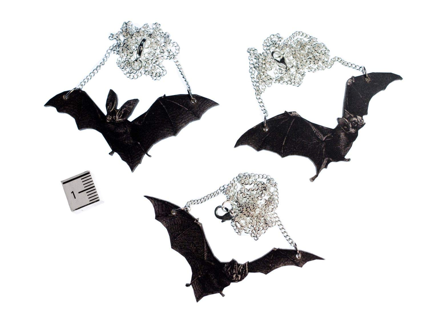 Miniblings Bat Necklace - 45Cm Wooden Laser Engraved Halloween Bat Pendant for Women & Men - Gothic Jewelry for Halloween Parties, Cosplay & Dark Fashion Accessories
