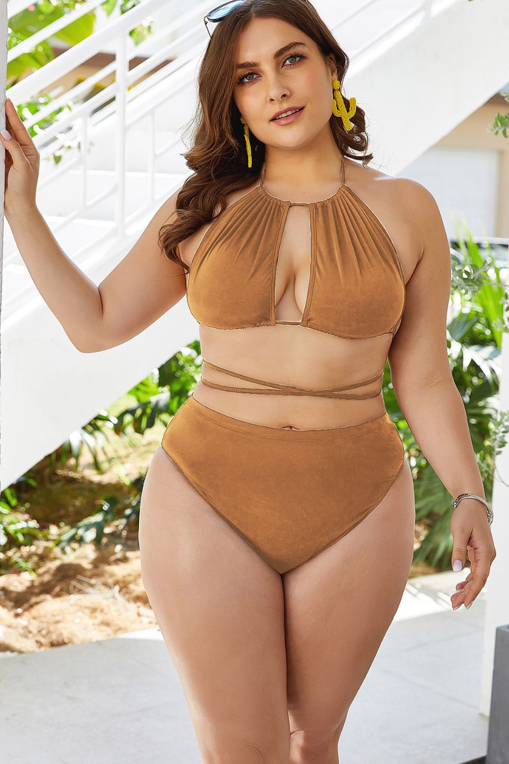 **Plus Size Cutout Tied Backless Bikini Set - Sexy Swimwear for Women, High Waisted Two Piece Bathing Suit - Perfect for Beach, Pool & Summer Vacations**