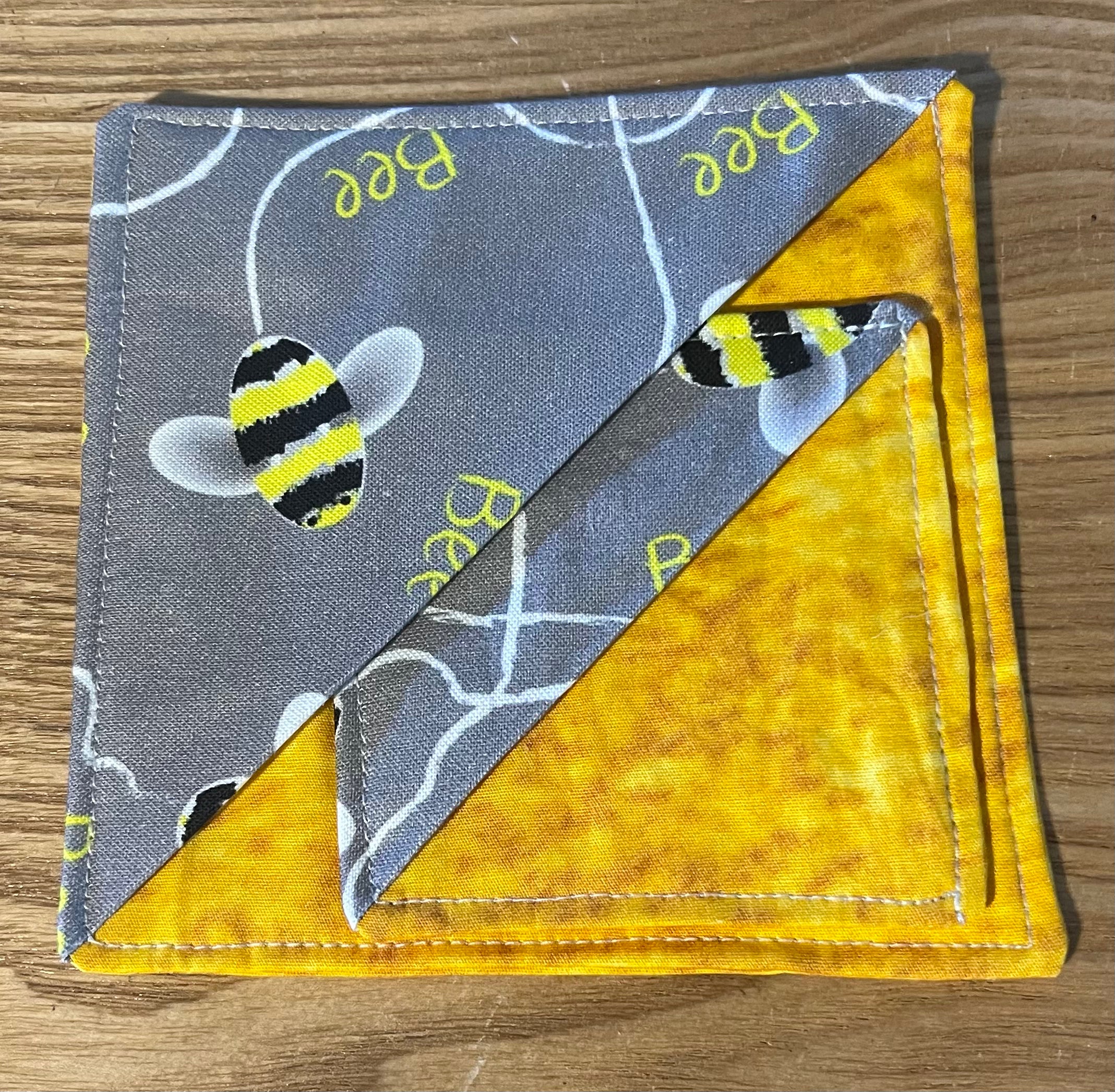 Premium Bookmark Set - 1 x 5” & 1 x 3.5” Adorable Bees, Ladybug & Sheep Designs - Perfect for Reading, Gifts & Book Lovers