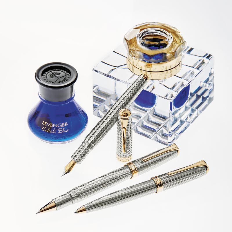 True Writer Two Tone Herringbone Fountain Pen - Elegant Anniversary Gift for Writers & Professionals - Perfect for Weddings, Graduations & Corporate Events