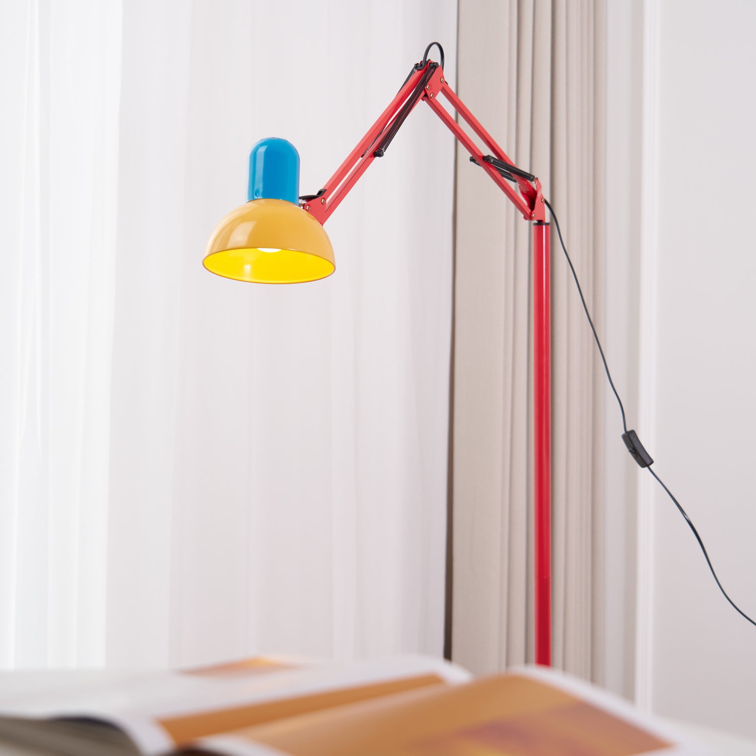 Flexi Memphis Floor Lamp - Adjustable Modern LED Standing Light for Living Room, Bedroom & Office - Perfect for Reading, Working & Ambient Lighting