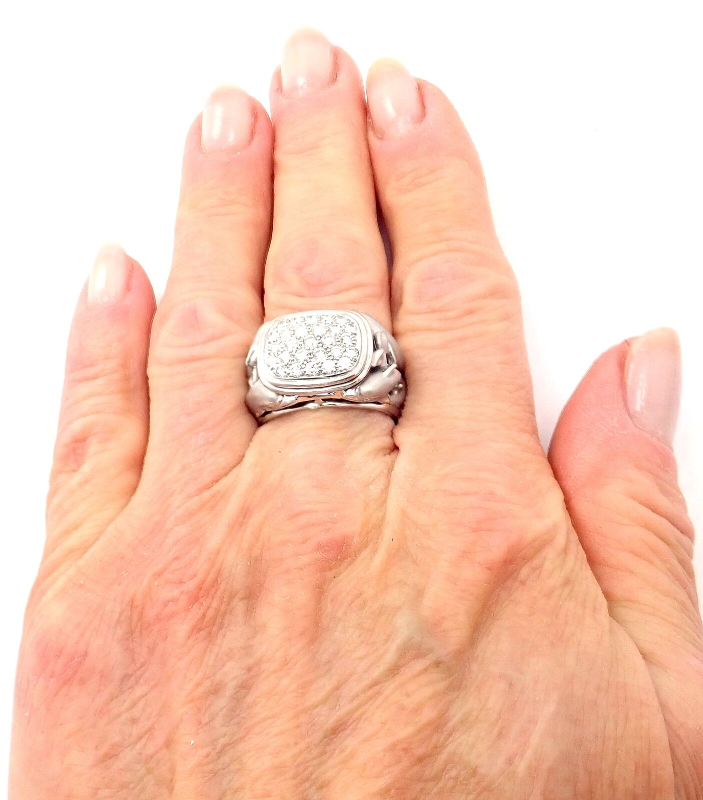 Authentic Carrera Y Carrera Dolphin Motif 18k White Gold Diamond Ring - Elegant Jewelry for Women, Perfect Gift for Anniversary, Wedding & Special Occasions