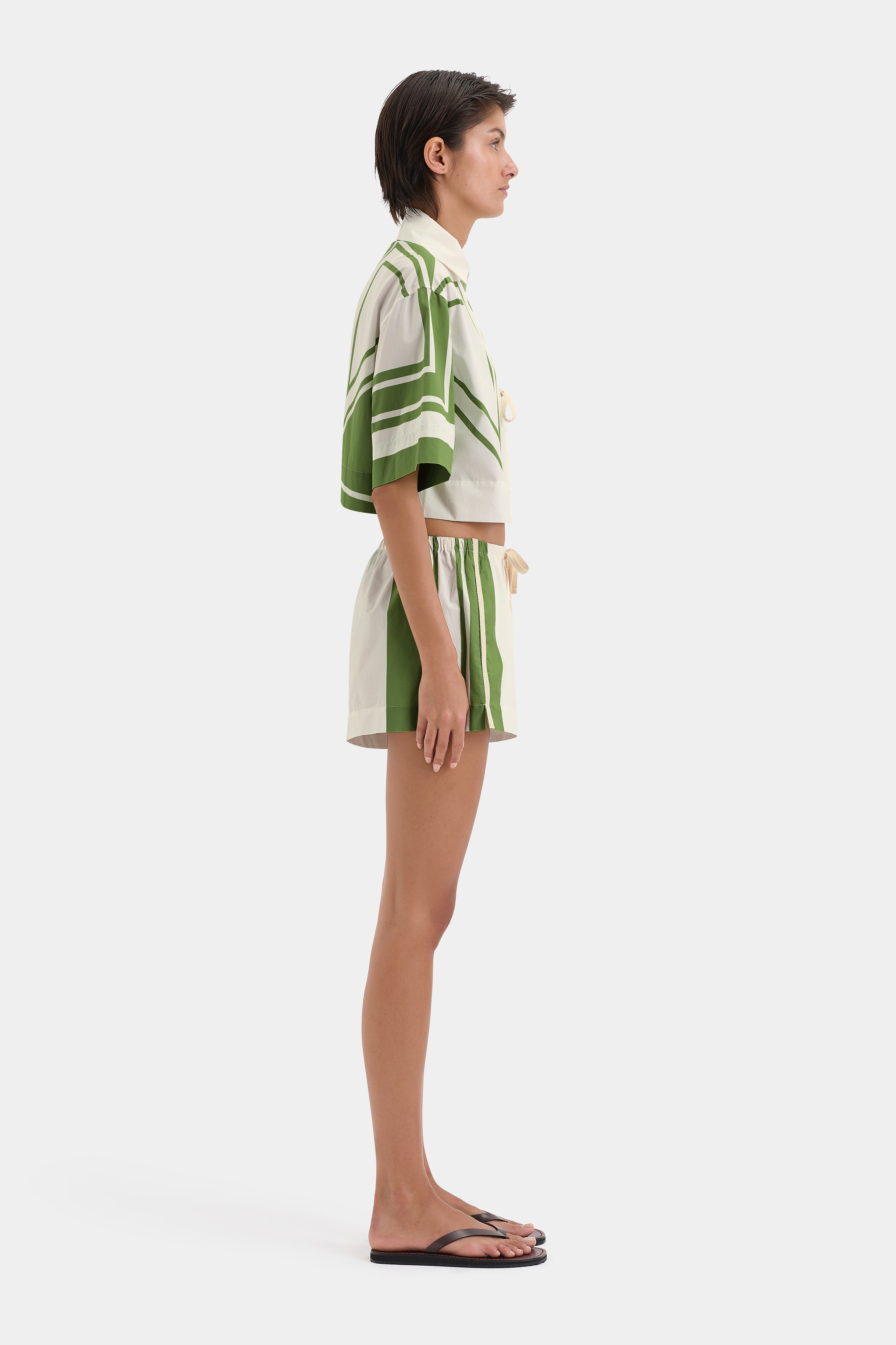 Carlo Cropped Shirt for Women | Trendy Short Sleeve Tops | Casual & Streetwear Style | Perfect for Summer Outfits, Beach Vacations & Music Festivals