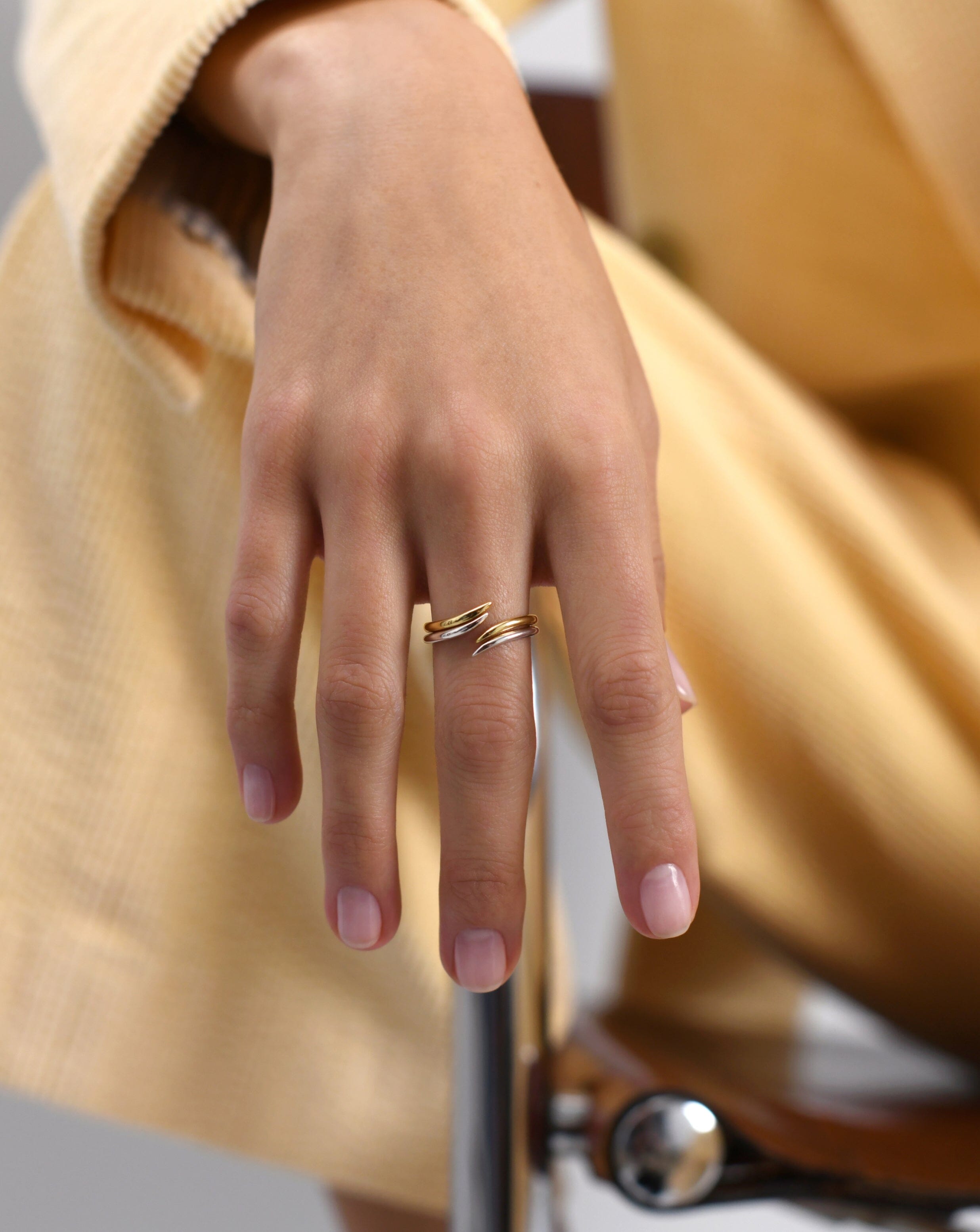 14K Solid Gold Open Claw Ring for Women - Elegant Minimalist Stackable Band - Perfect for Everyday Wear, Gift Giving & Special Occasions